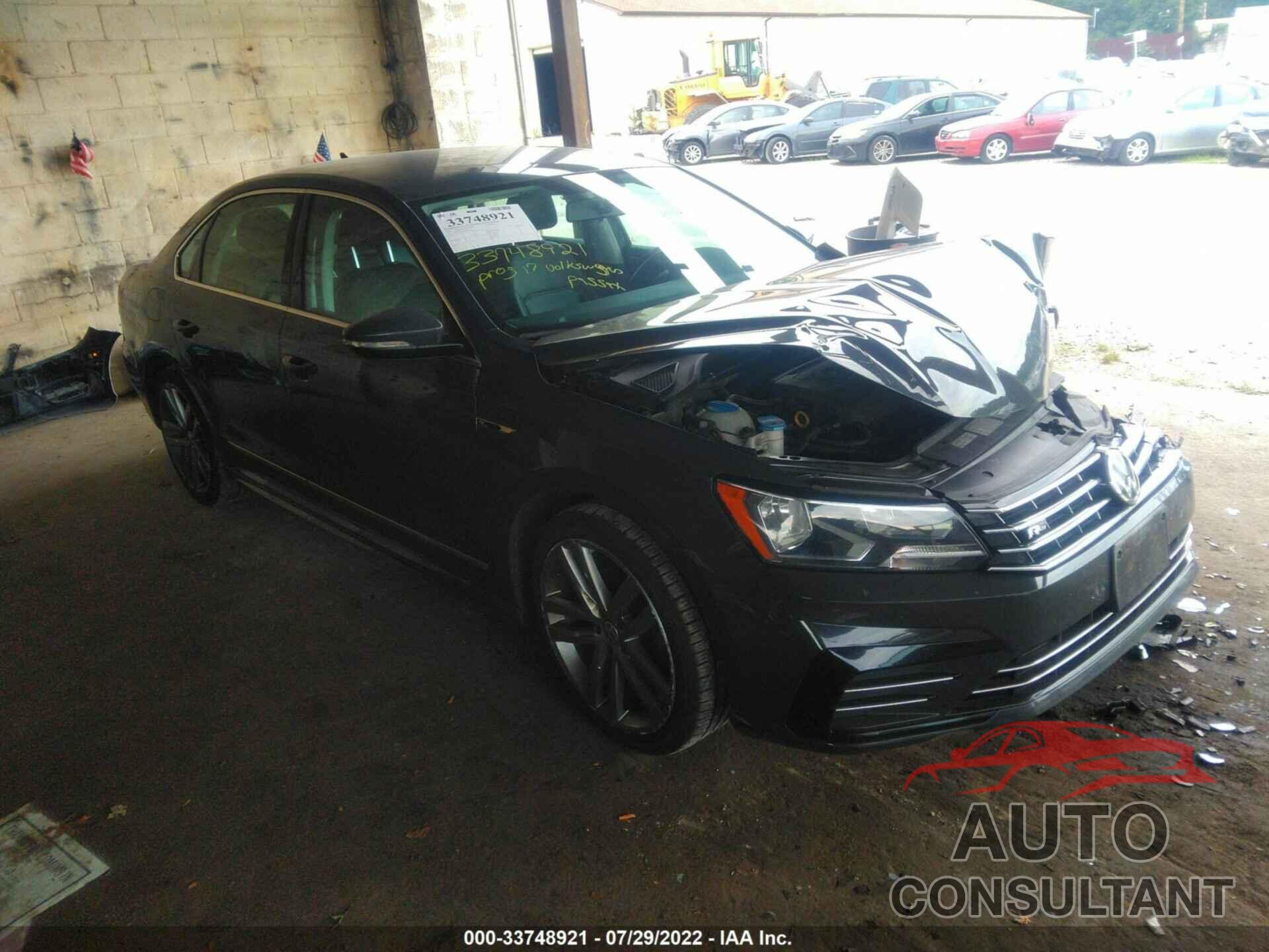 VOLKSWAGEN PASSAT 2017 - 1VWDT7A33HC005324