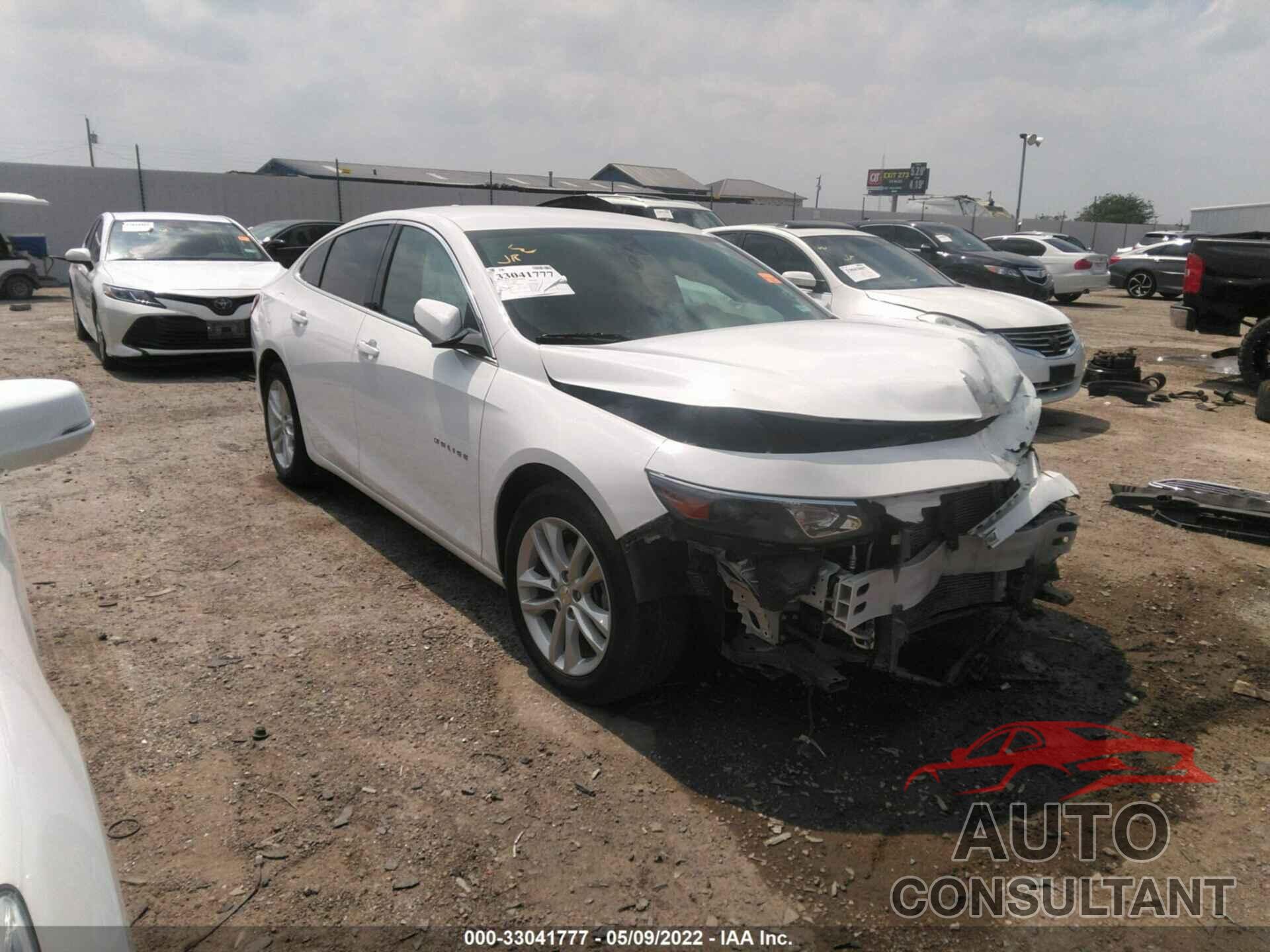 CHEVROLET MALIBU 2017 - 1G1ZE5ST8HF113032