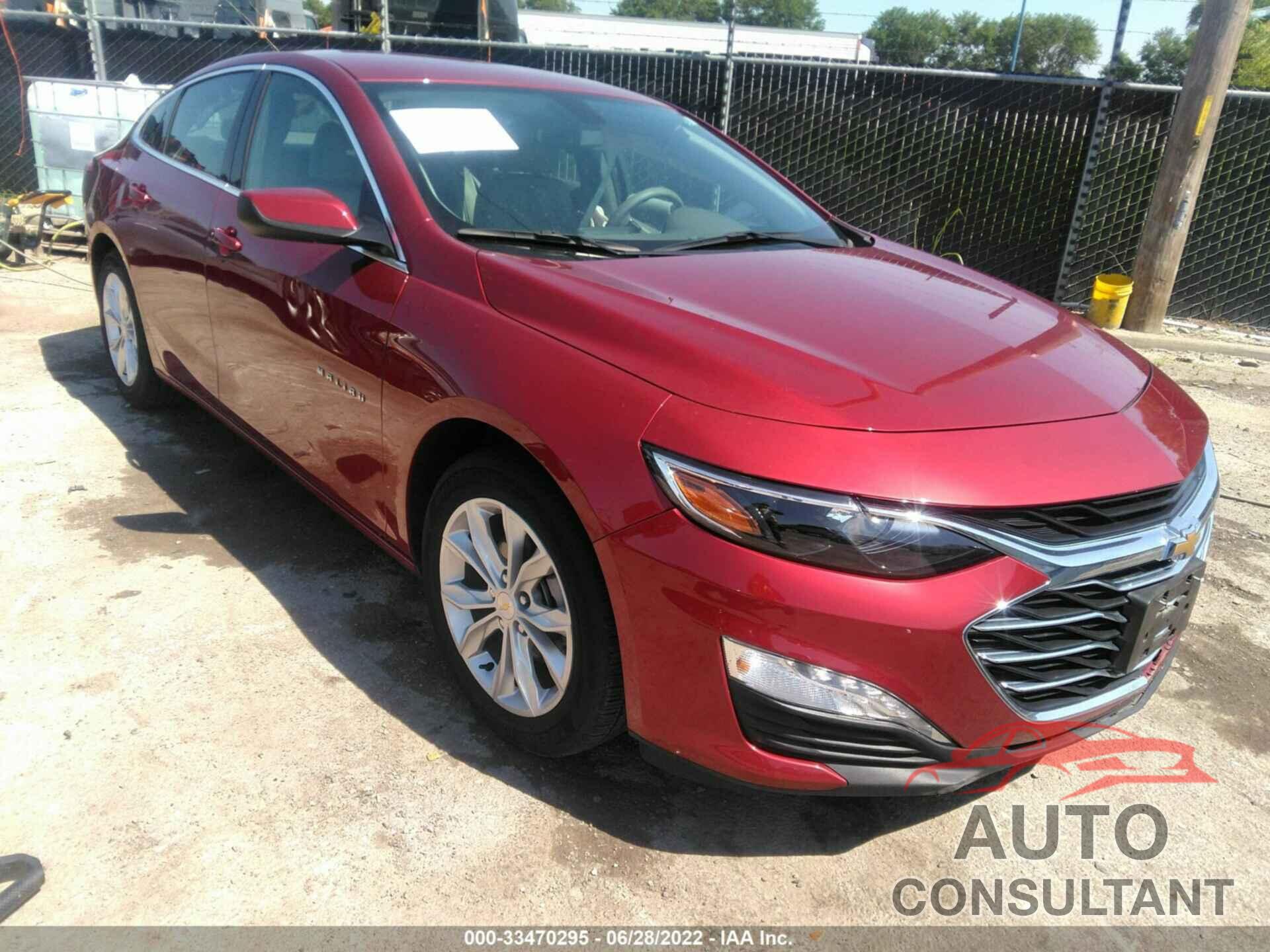 CHEVROLET MALIBU 2021 - 1G1ZD5ST4MF052081