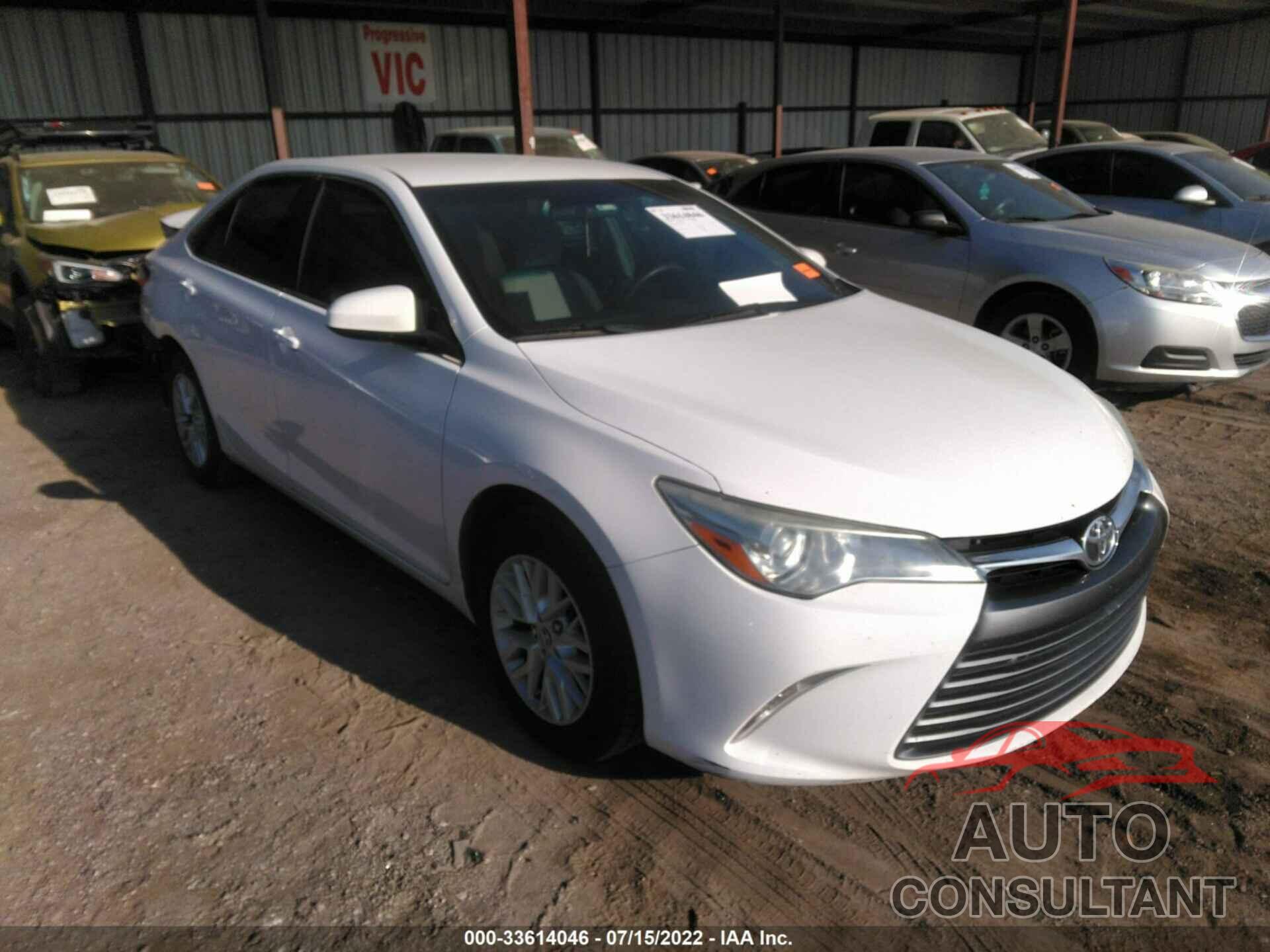 TOYOTA CAMRY 2016 - 4T4BF1FK1GR544436
