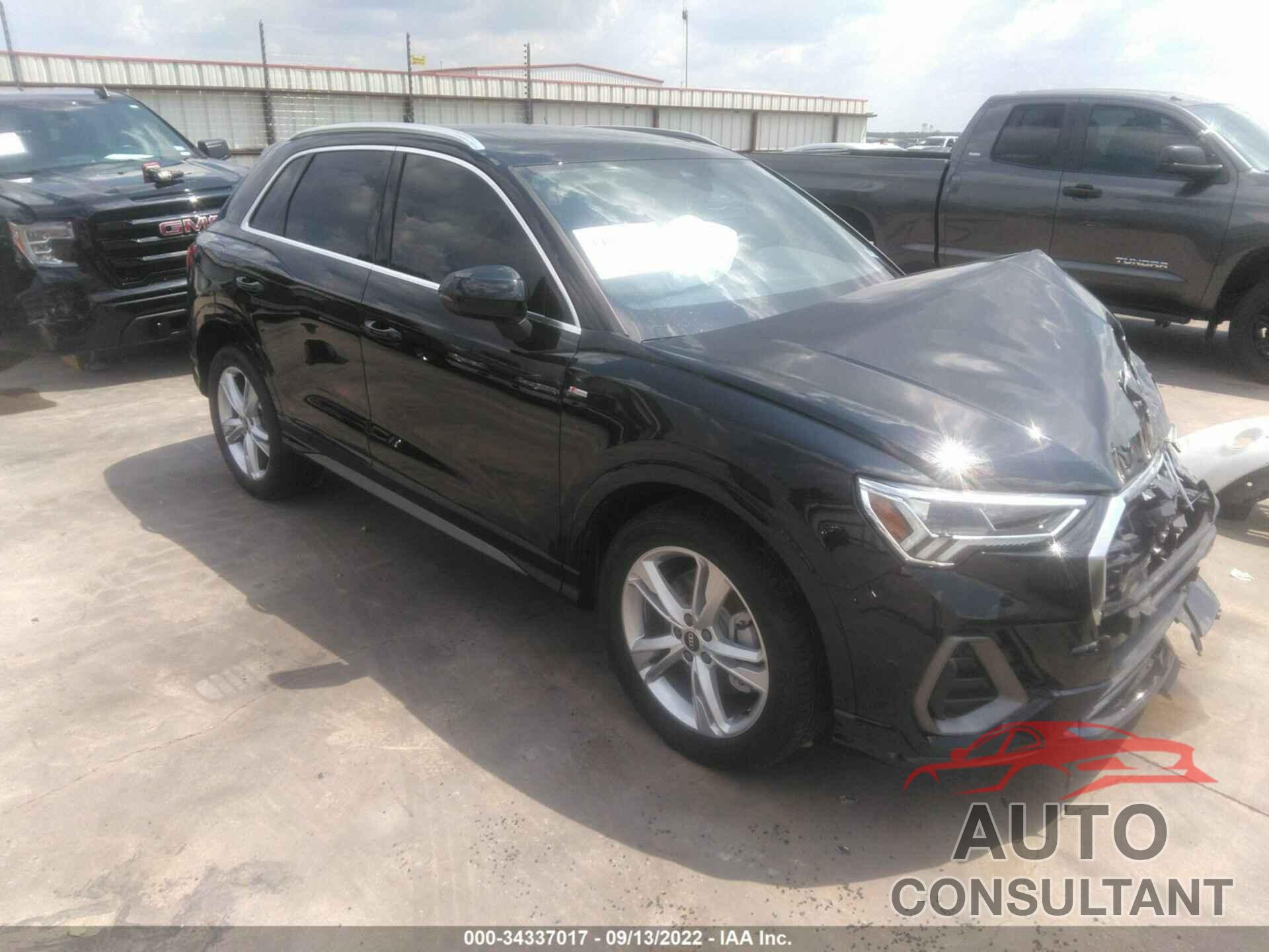 AUDI Q3 2022 - WA1EECF3XN1054878