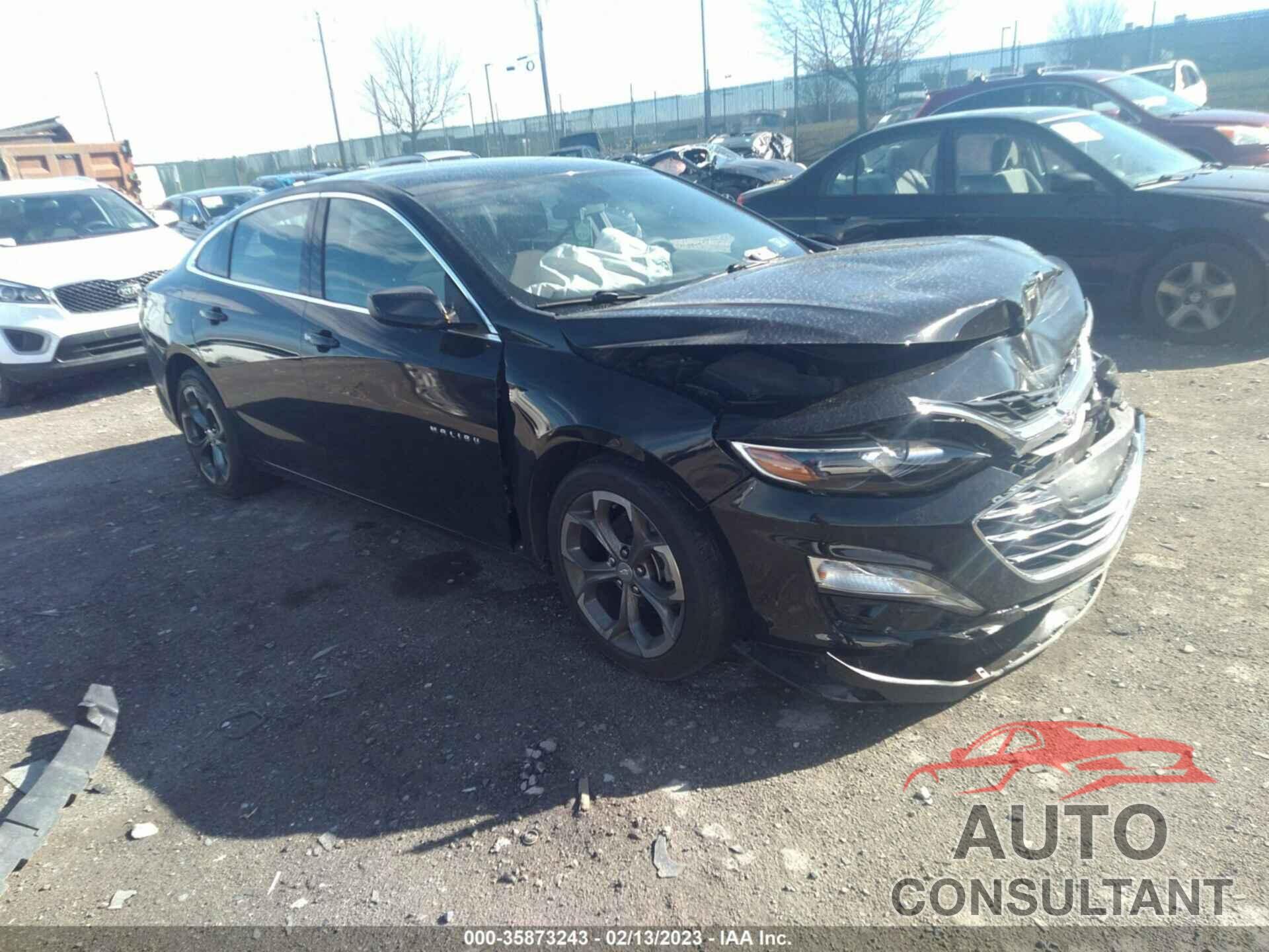 CHEVROLET MALIBU 2020 - 1G1ZD5STXLF104974