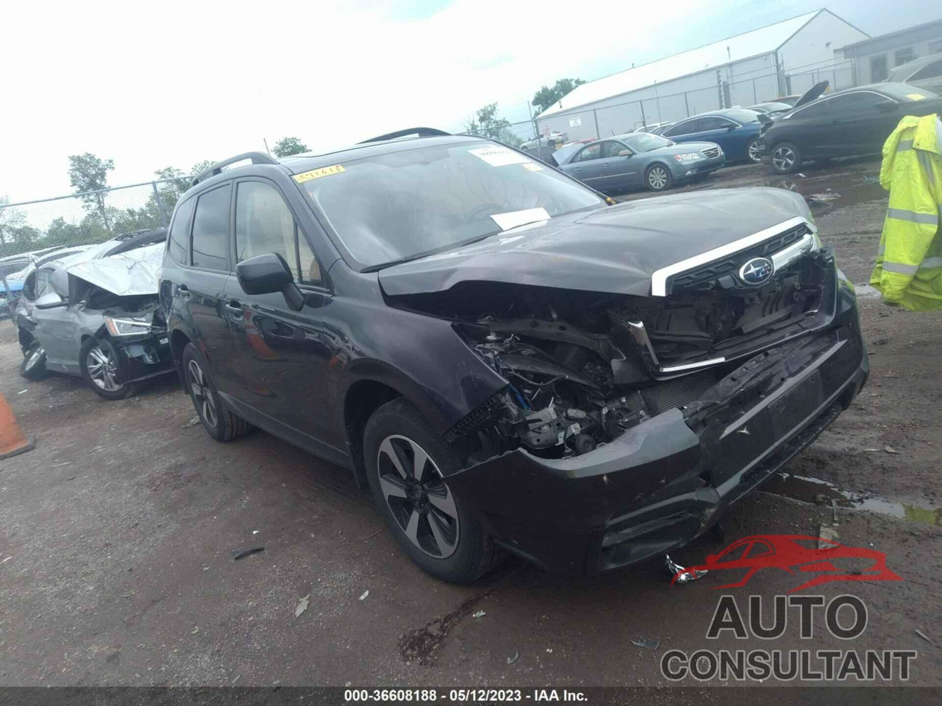 SUBARU FORESTER 2017 - JF2SJAEC2HH571616