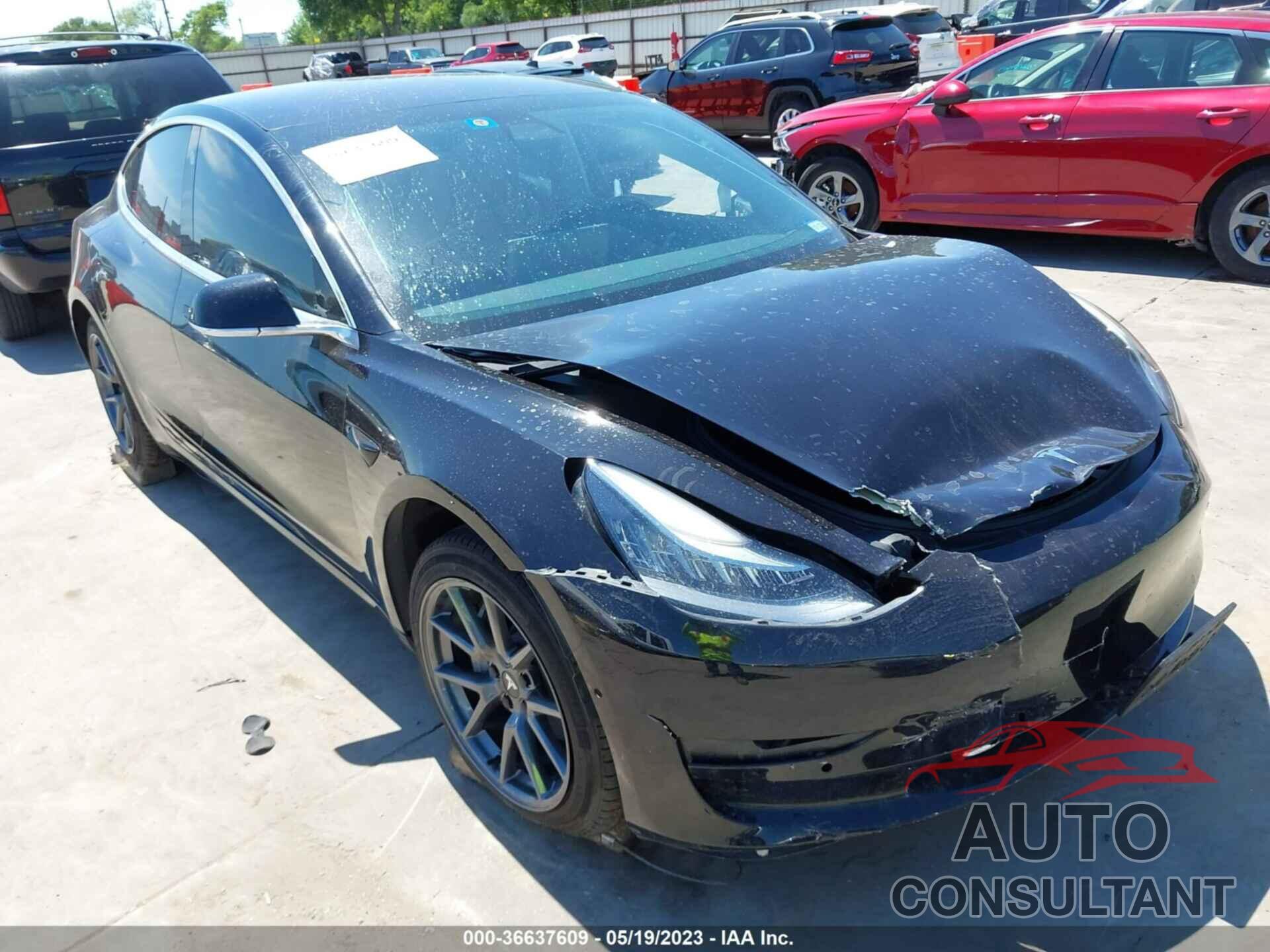 TESLA MODEL 3 2018 - 5YJ3E1EB0JF090557