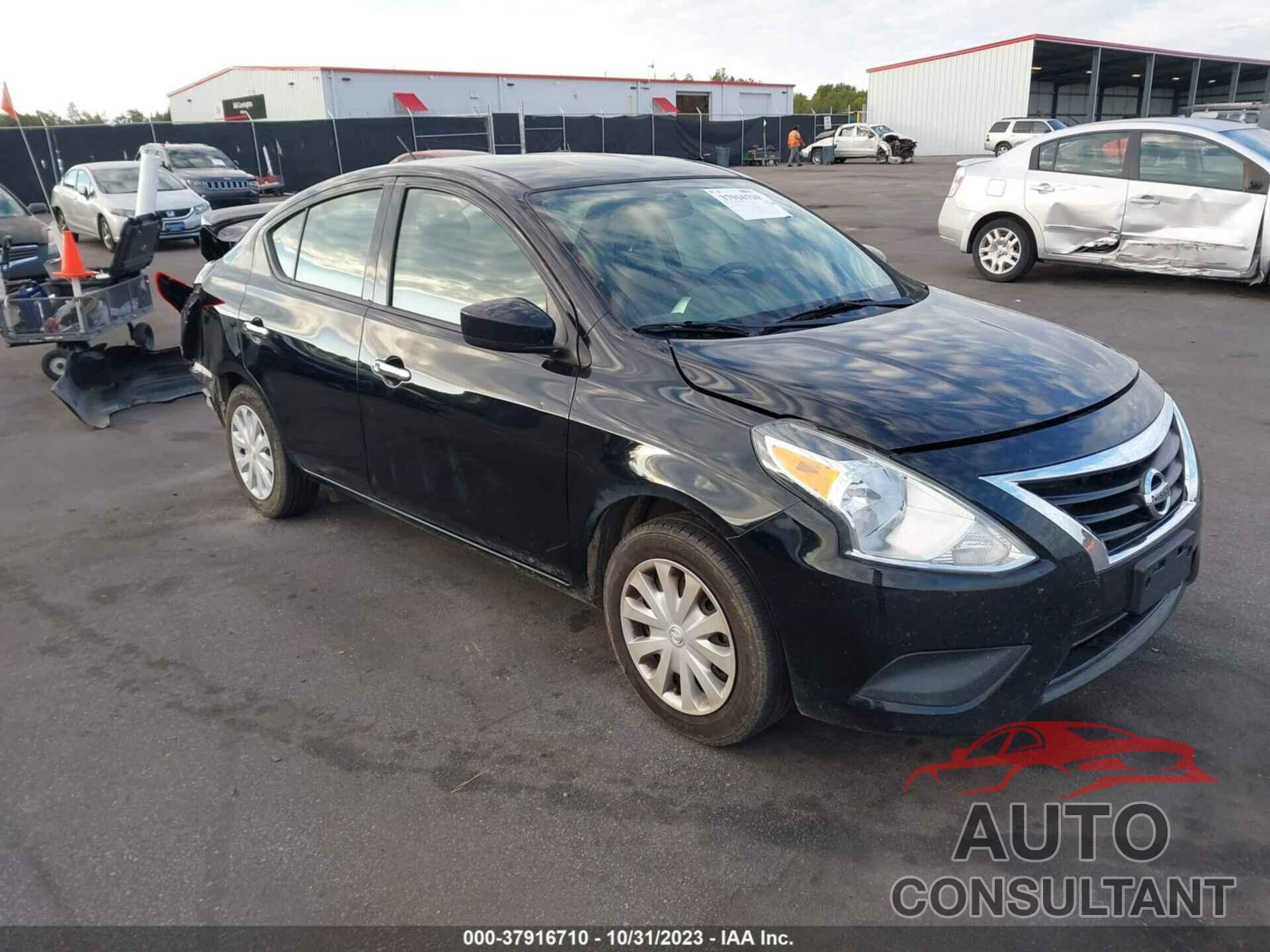 NISSAN VERSA SEDAN 2019 - 3N1CN7AP4KL878767