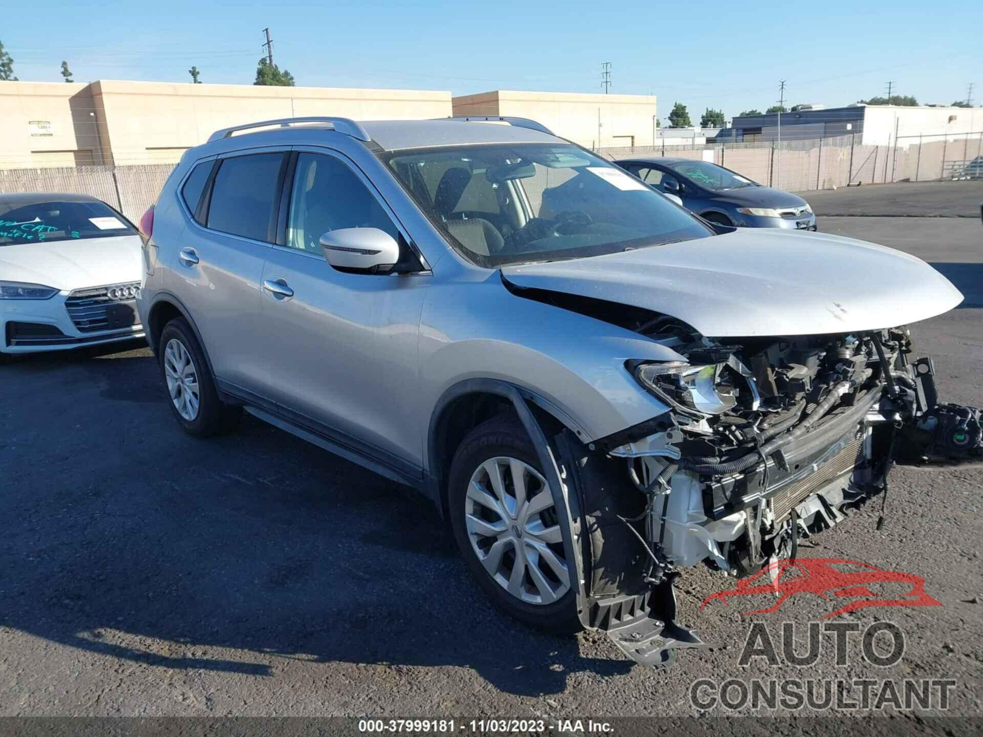 NISSAN ROGUE 2017 - KNMAT2MT8HP584470