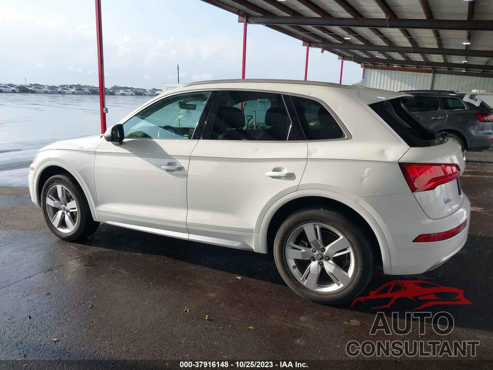 AUDI Q5 2018 - WA1BNAFY0J2002781