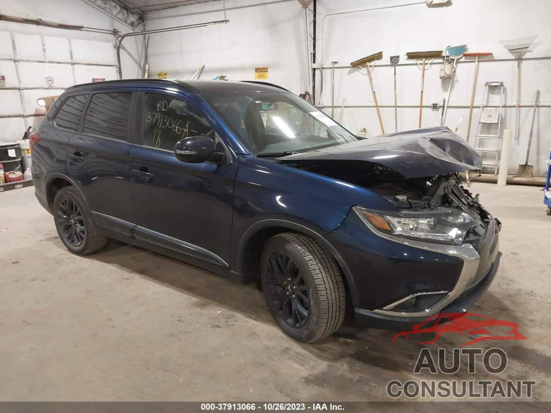 MITSUBISHI OUTLANDER 2018 - JA4AZ3A3XJZ031011