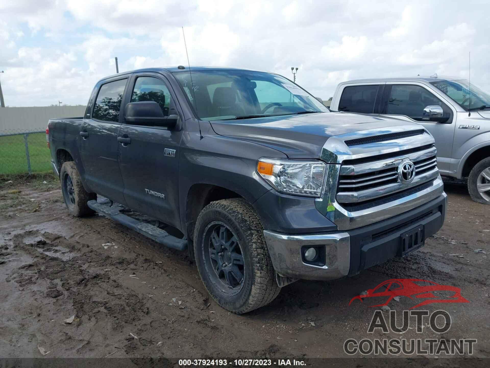 TOYOTA TUNDRA 2016 - 5TFDW5F13GX492568