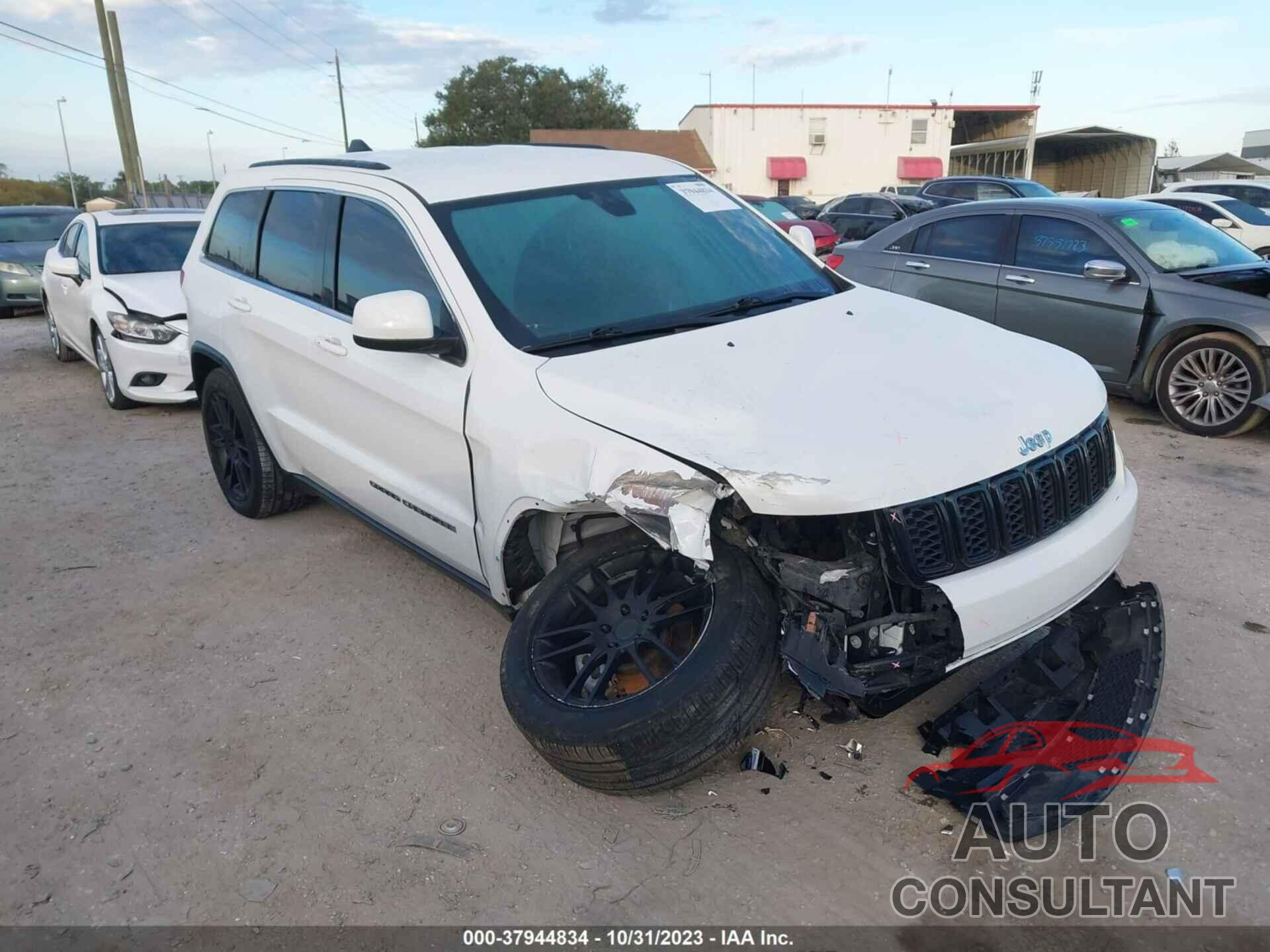 JEEP GRAND CHEROKEE 2017 - 1C4RJEAG3HC617125