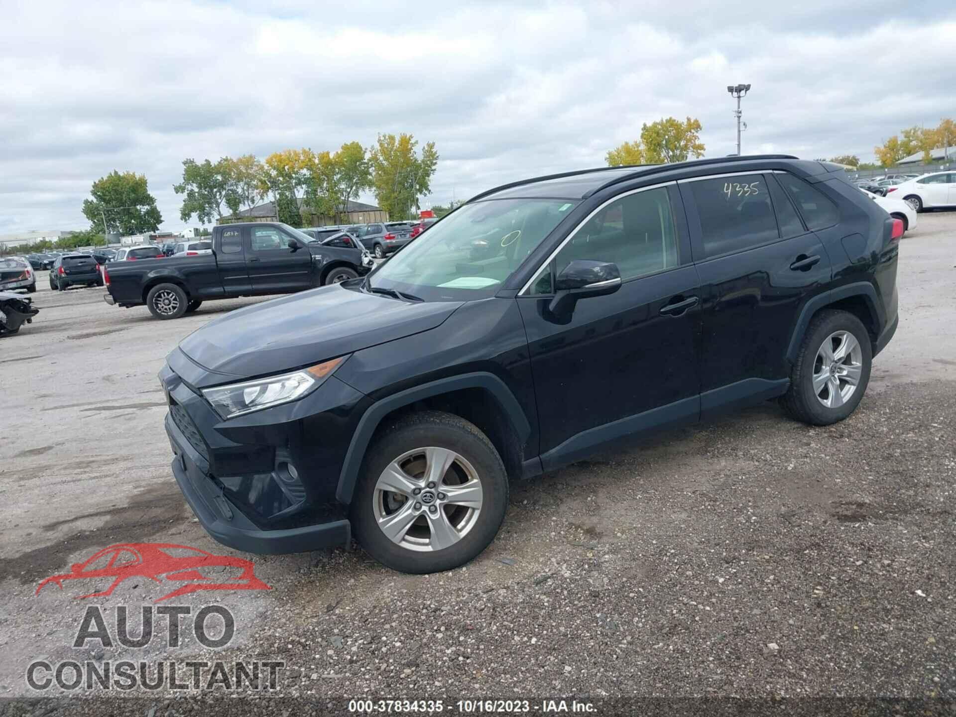 TOYOTA RAV4 2021 - JTMP1RFV3MD074076