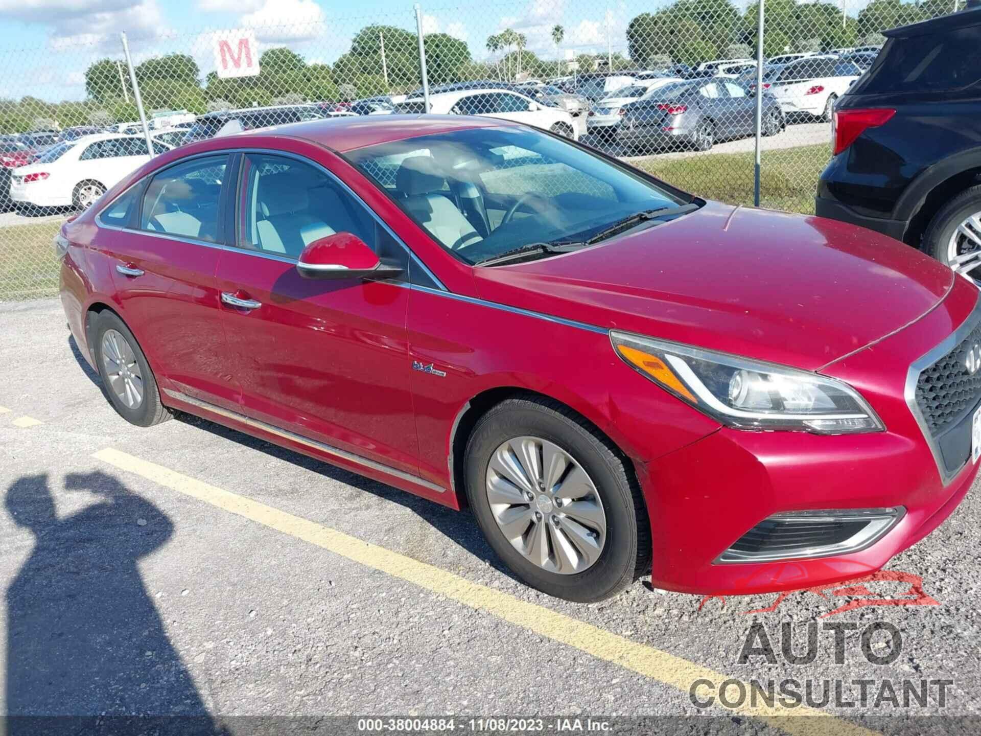 HYUNDAI SONATA 2016 - KMHE24L12GA038616