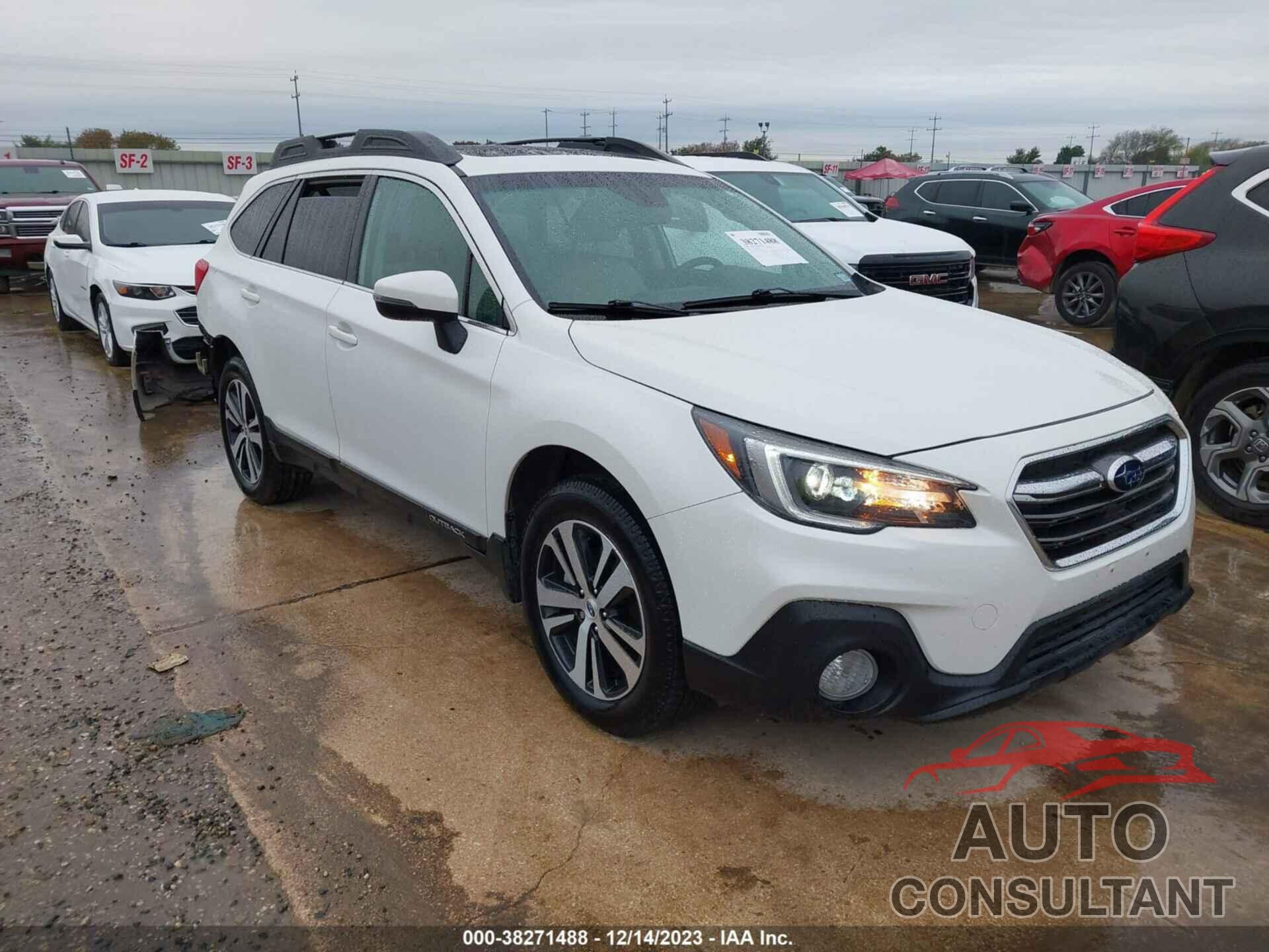 SUBARU OUTBACK 2018 - 4S4BSENC4J3331243