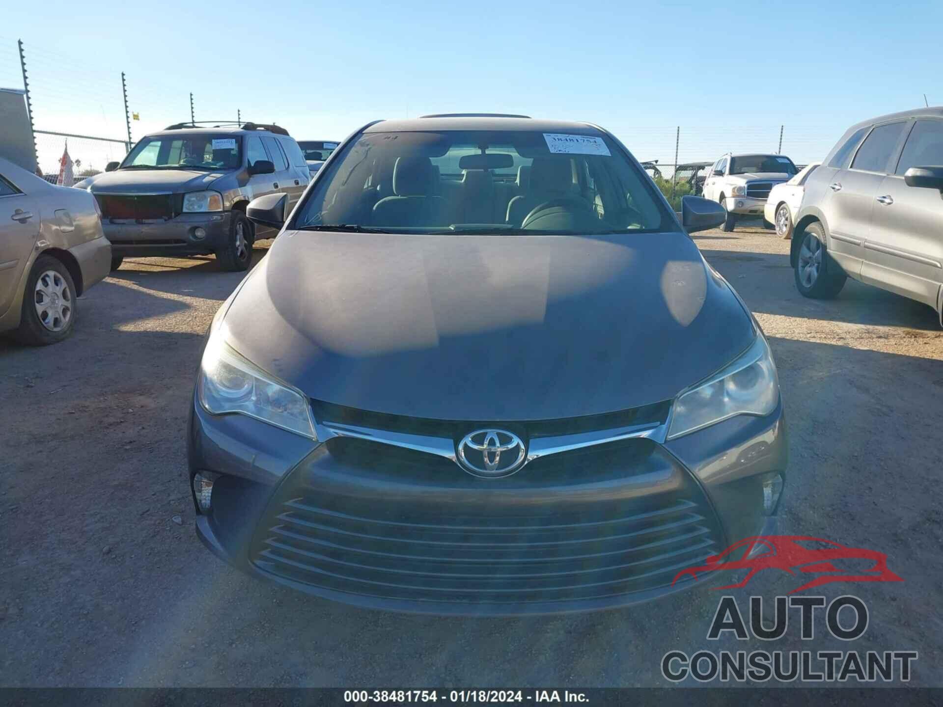 TOYOTA CAMRY 2016 - 4T4BF1FK5GR521483