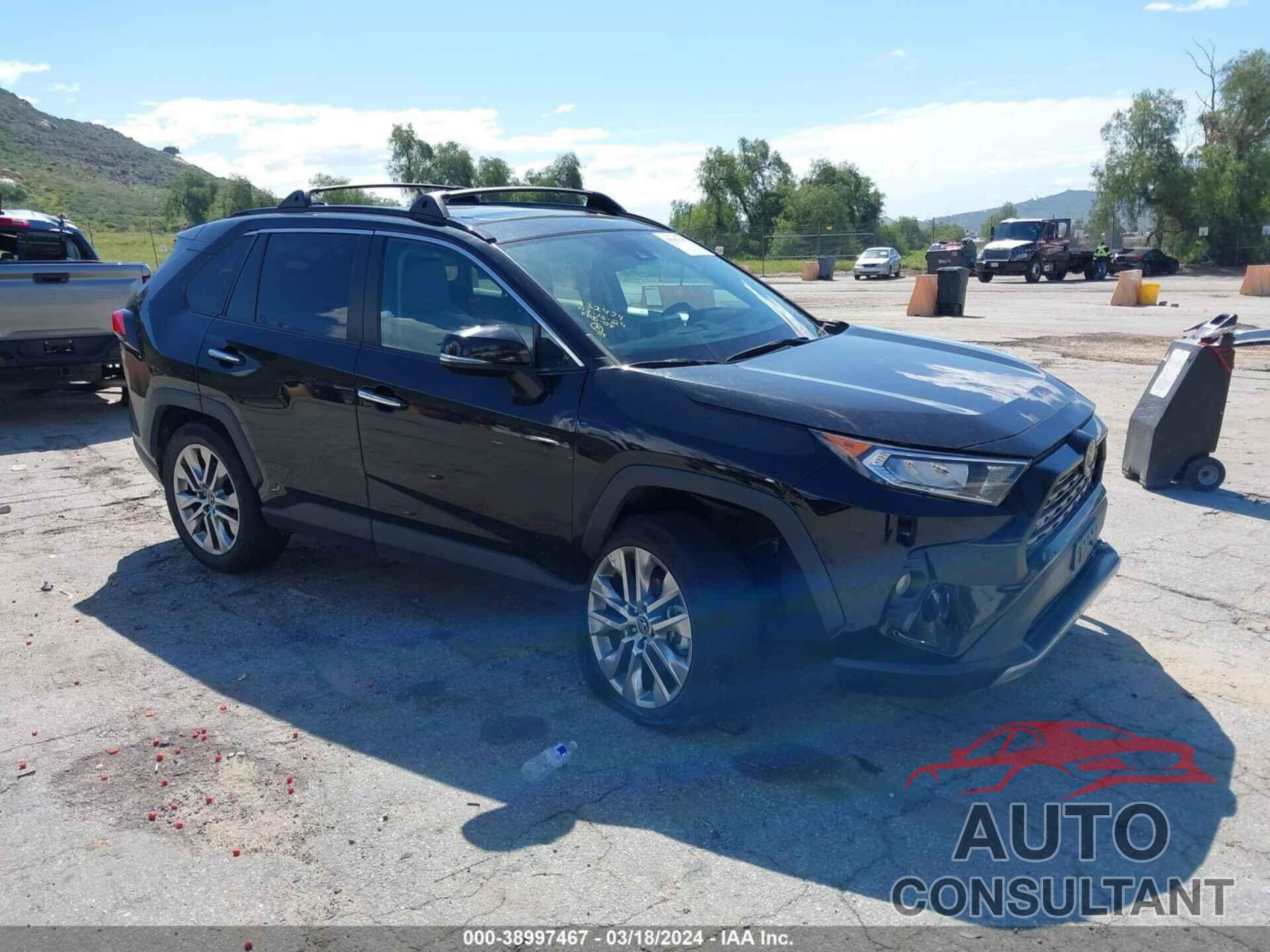 TOYOTA RAV4 2021 - 2T3Y1RFV5MC102453