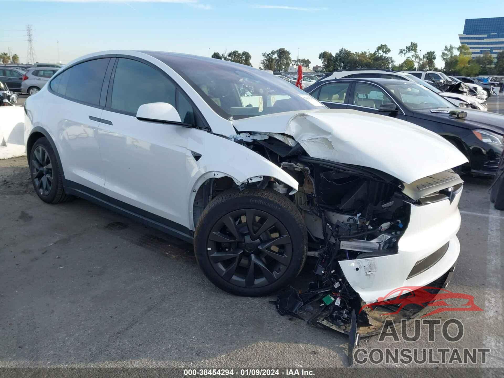 TESLA MODEL X 2023 - 7SAXCBE50PF378890