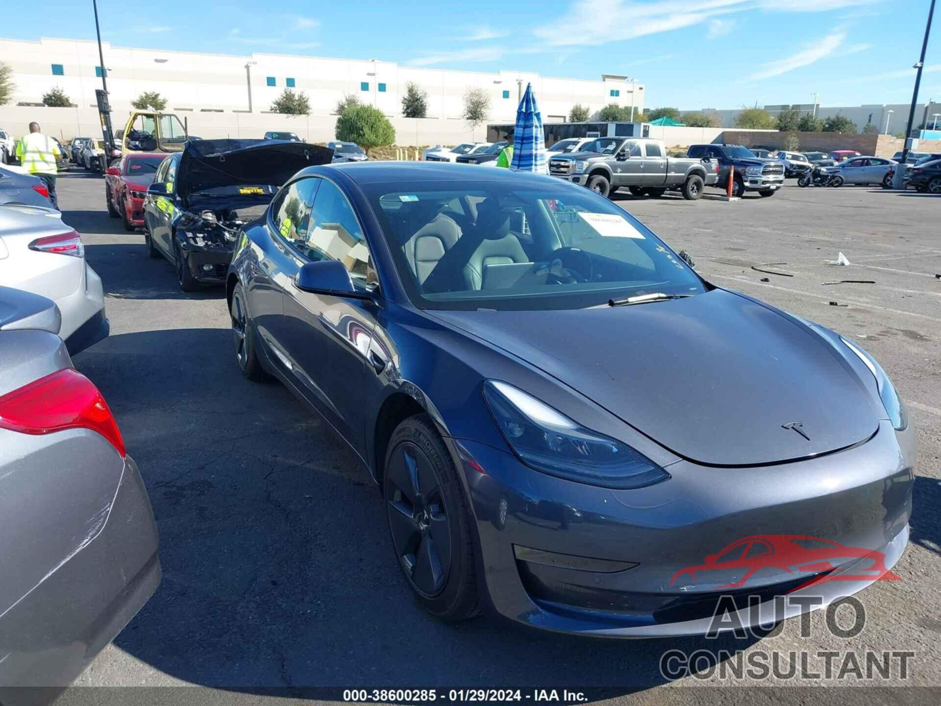 TESLA MODEL 3 2021 - 5YJ3E1EA5MF875961