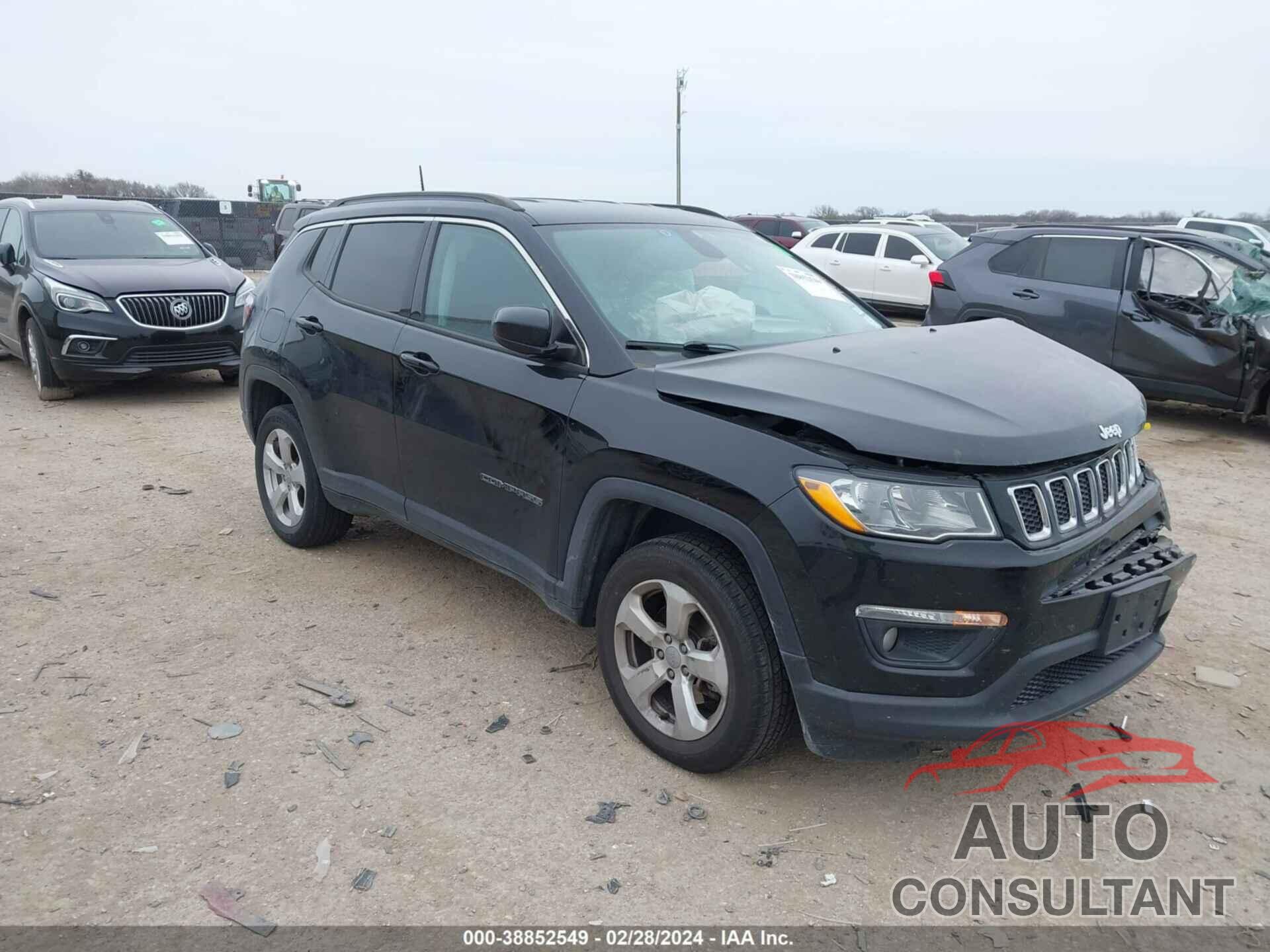 JEEP COMPASS 2018 - 3C4NJDBB1JT201824