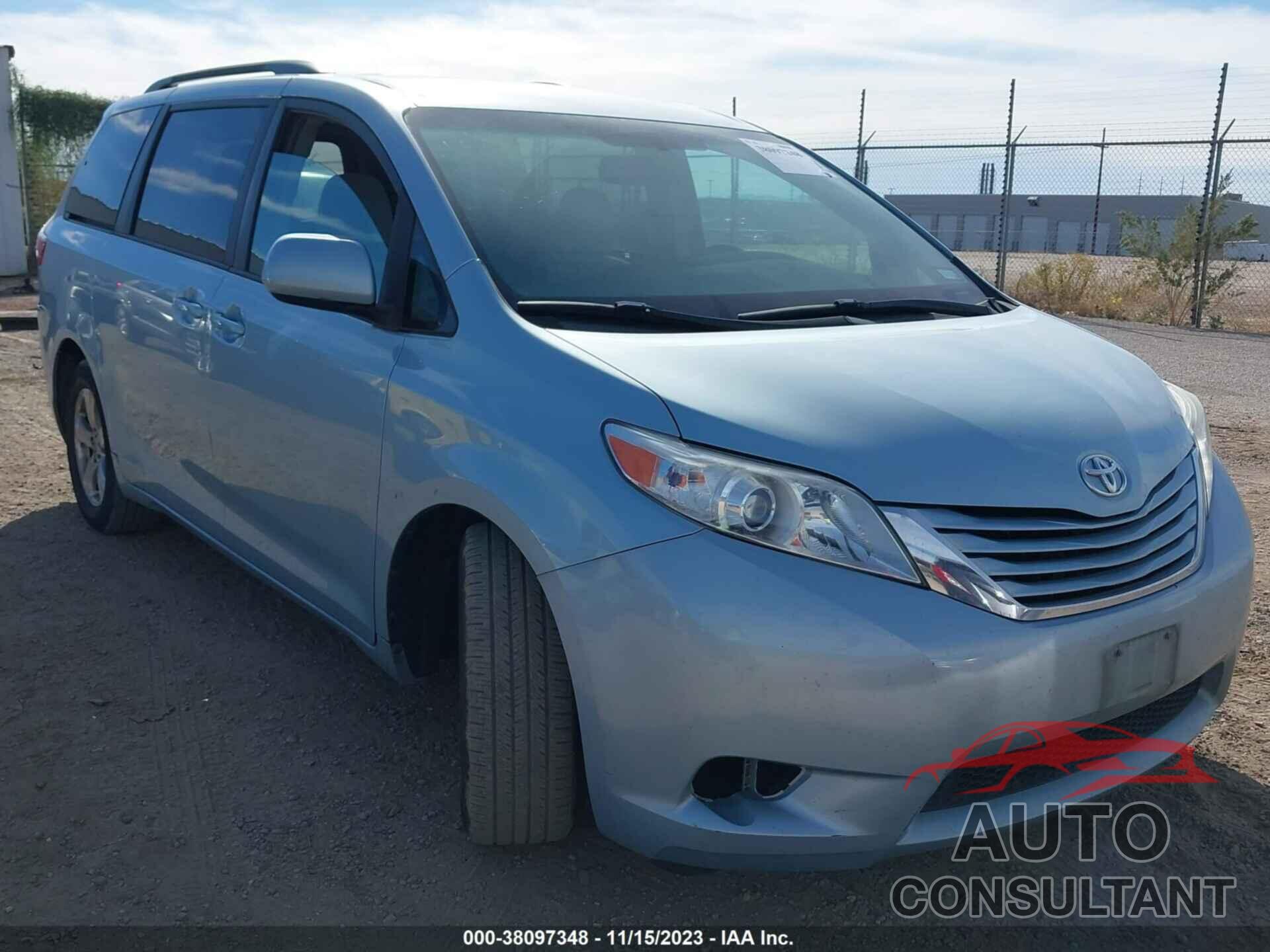 TOYOTA SIENNA 2016 - 5TDKK3DC2GS740200