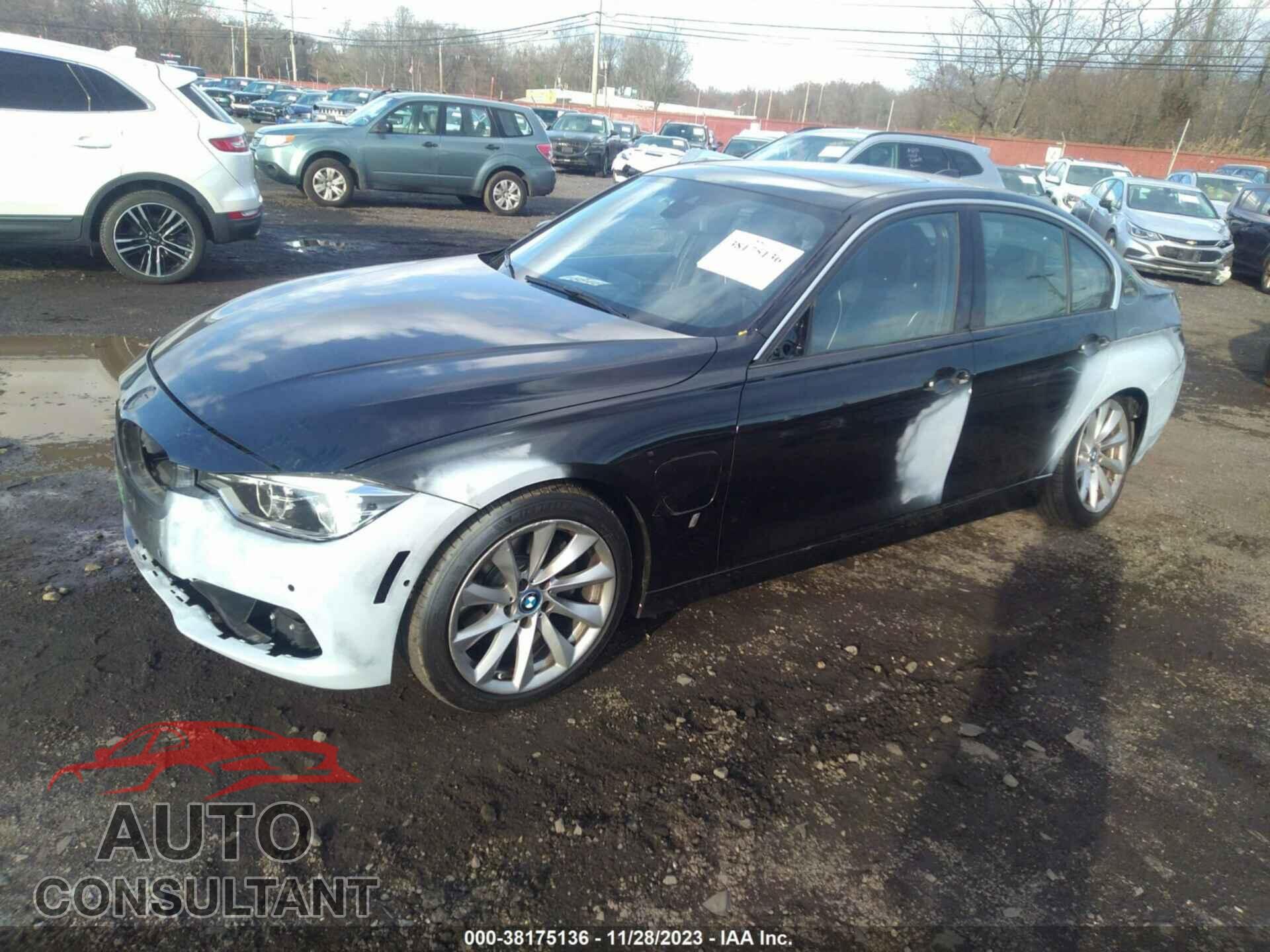 BMW 330E 2017 - WBA8E1C33HA156830