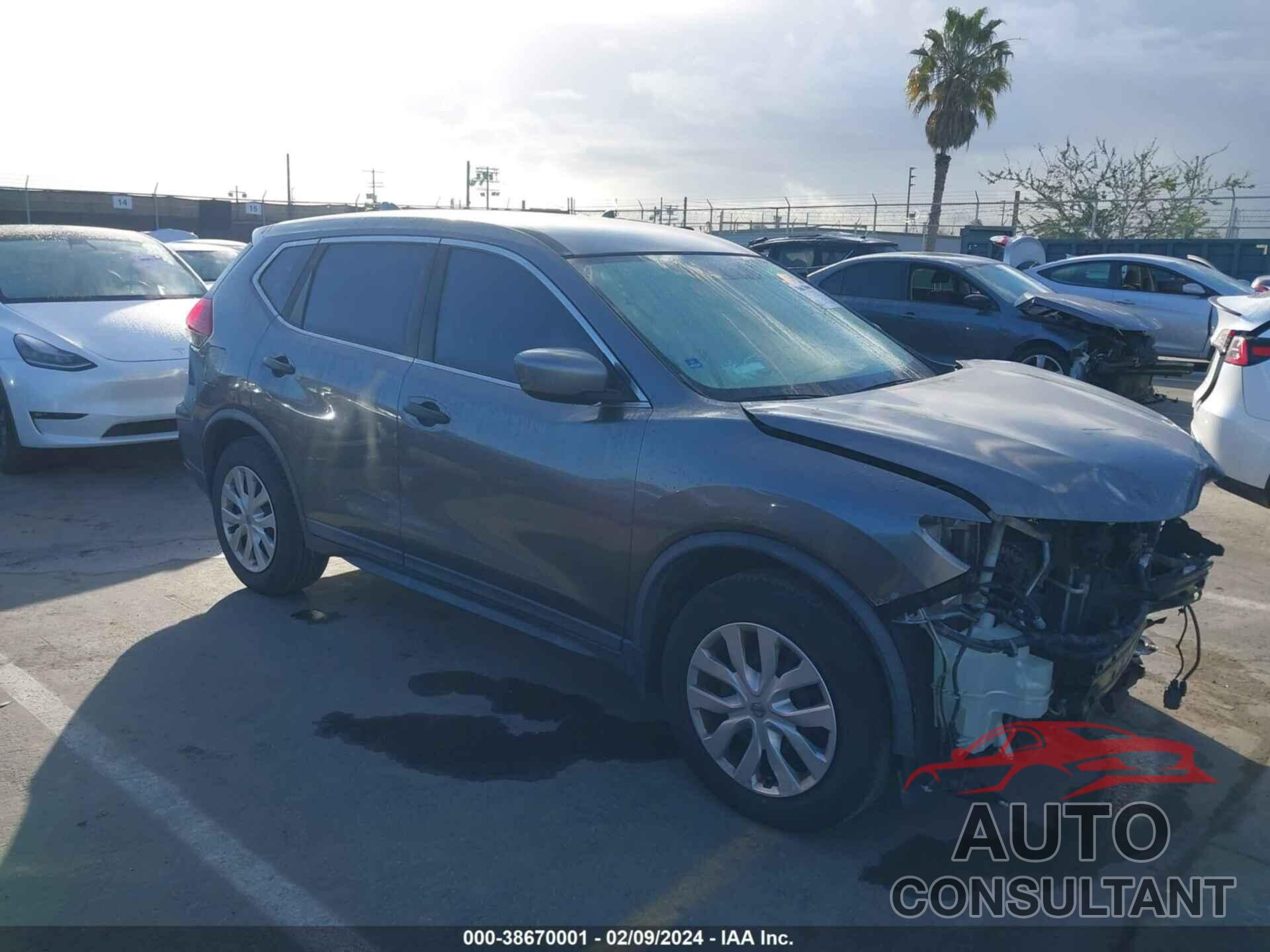 NISSAN ROGUE 2018 - KNMAT2MTXJP512367