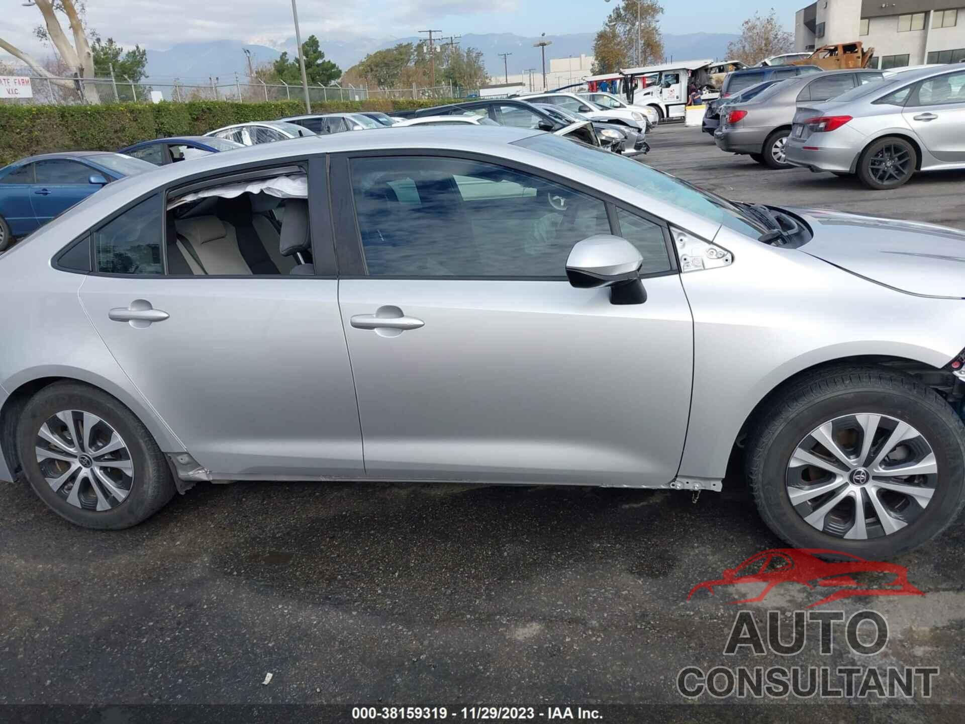 TOYOTA COROLLA 2022 - JTDEAMDE0NJ036059