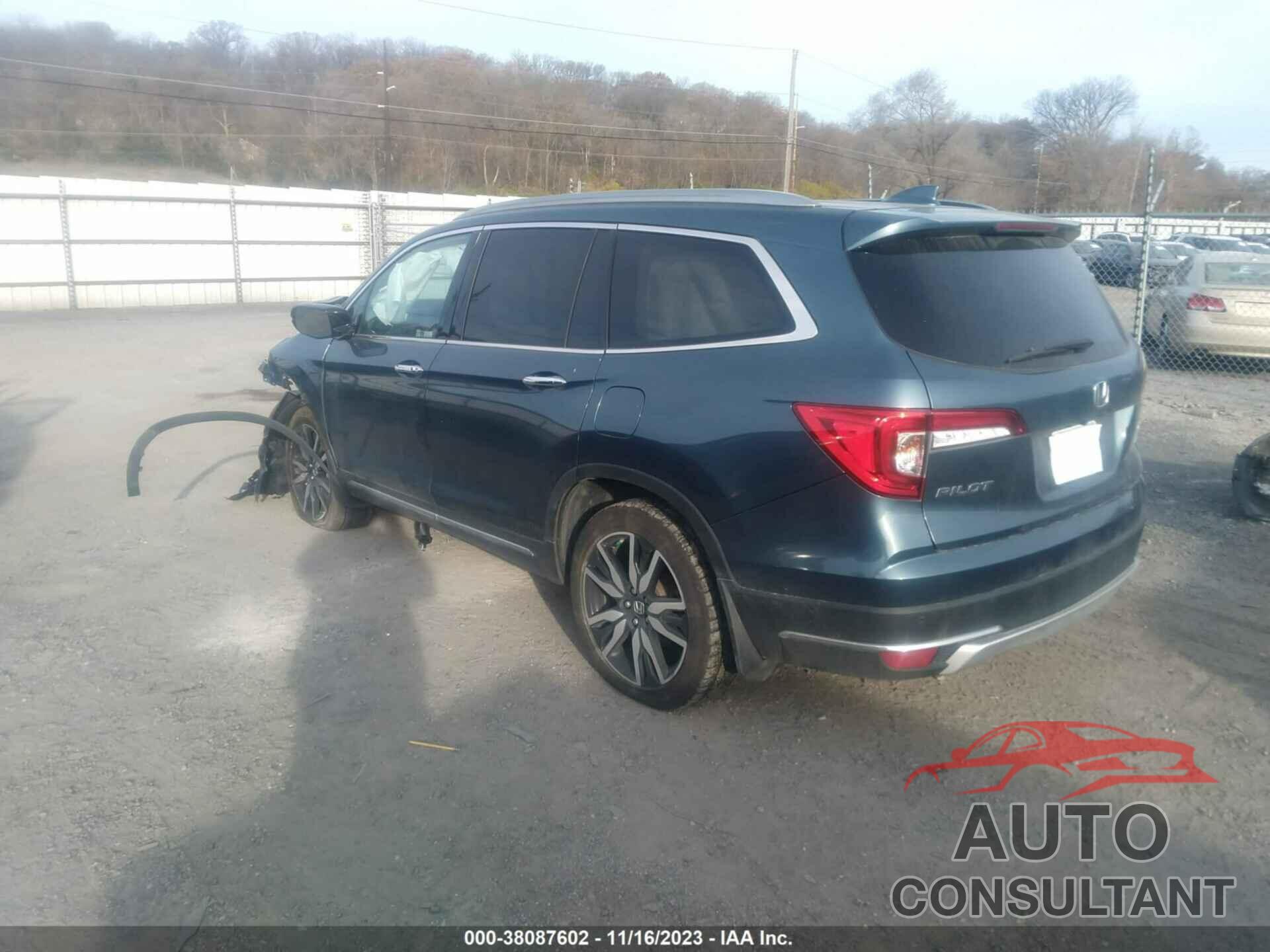 HONDA PILOT 2019 - 5FNYF6H05KB000136