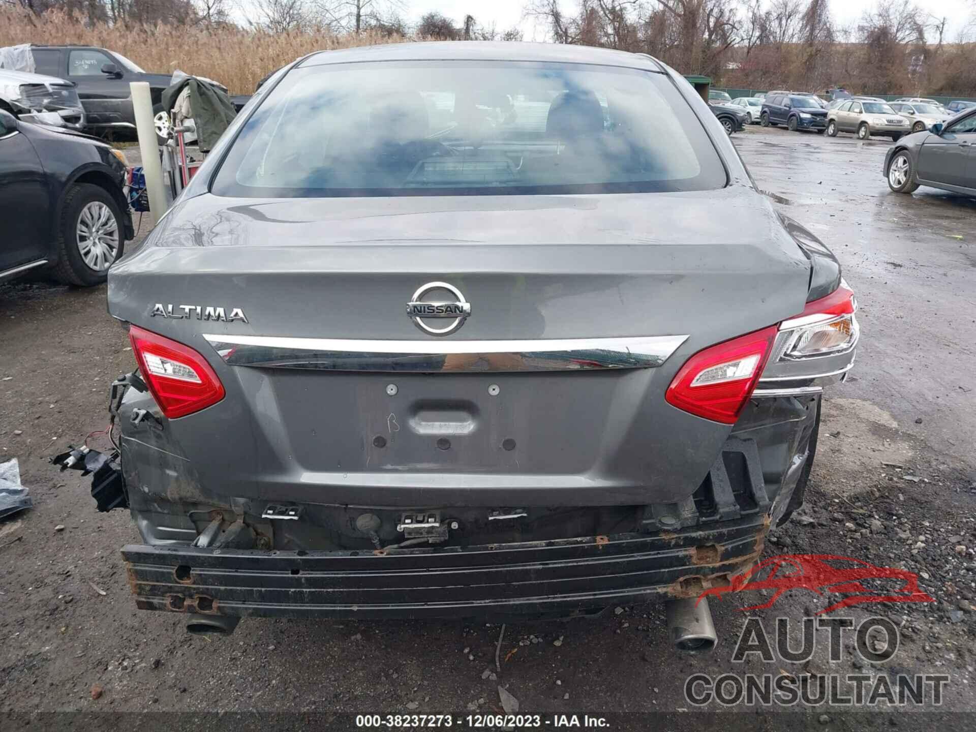 NISSAN ALTIMA 2017 - 1N4AL3AP1HC206937