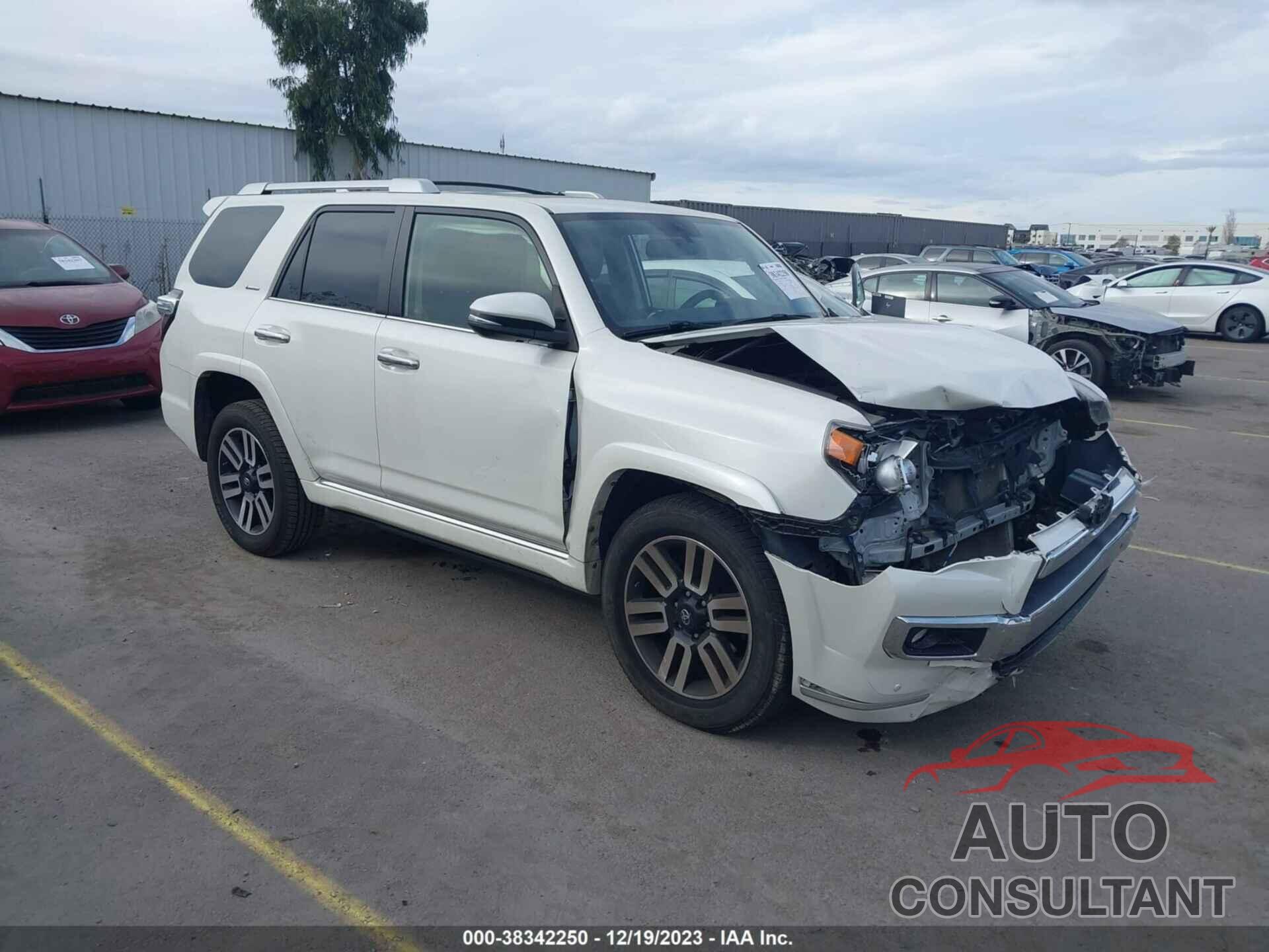 TOYOTA 4RUNNER 2018 - JTEBU5JR2J5605743