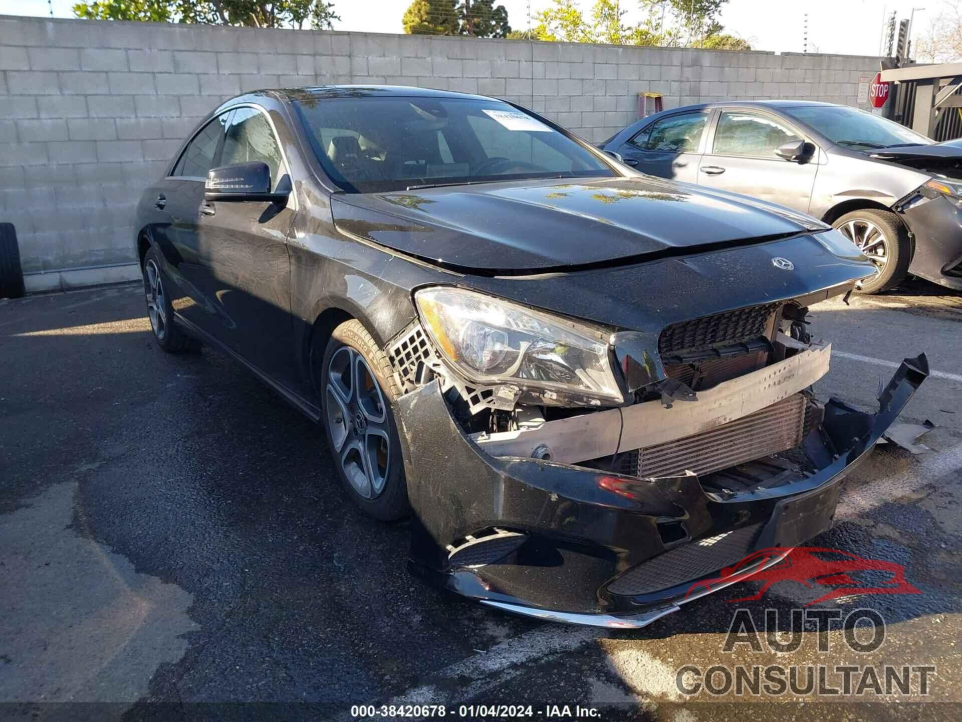 MERCEDES-BENZ CLA 250 2019 - WDDSJ4EB9KN749365