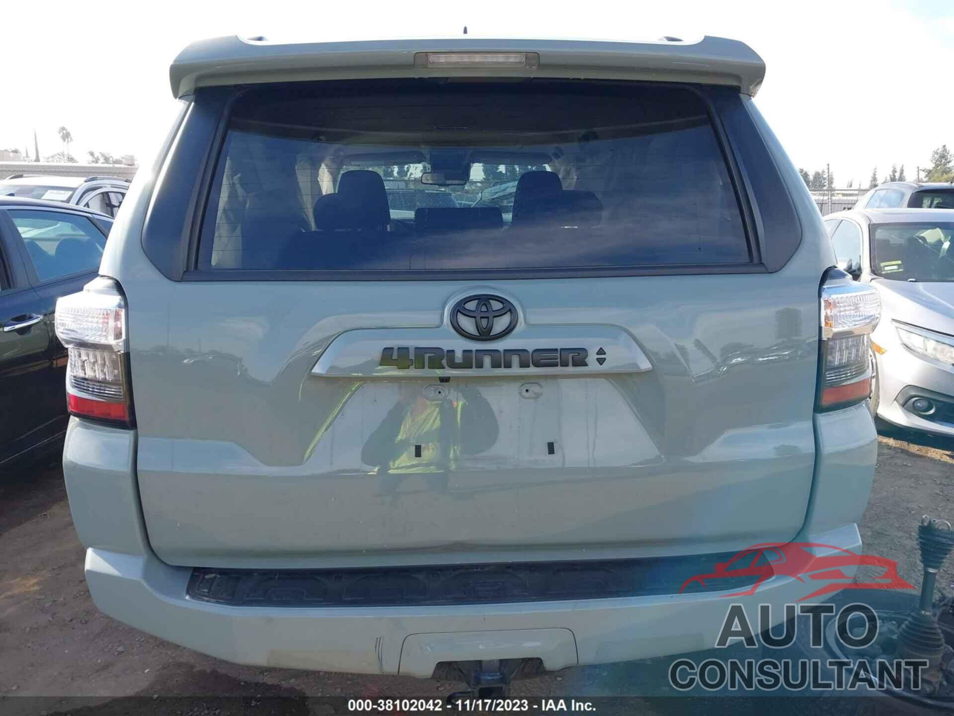 TOYOTA 4RUNNER 2022 - JTETU5JR4N6057653