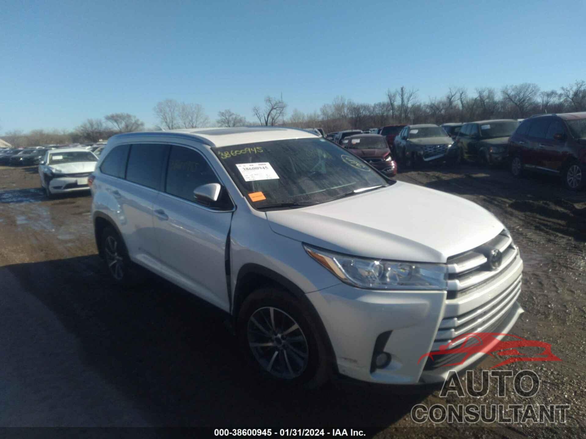 TOYOTA HIGHLANDER 2019 - 5TDJZRFHXKS997407