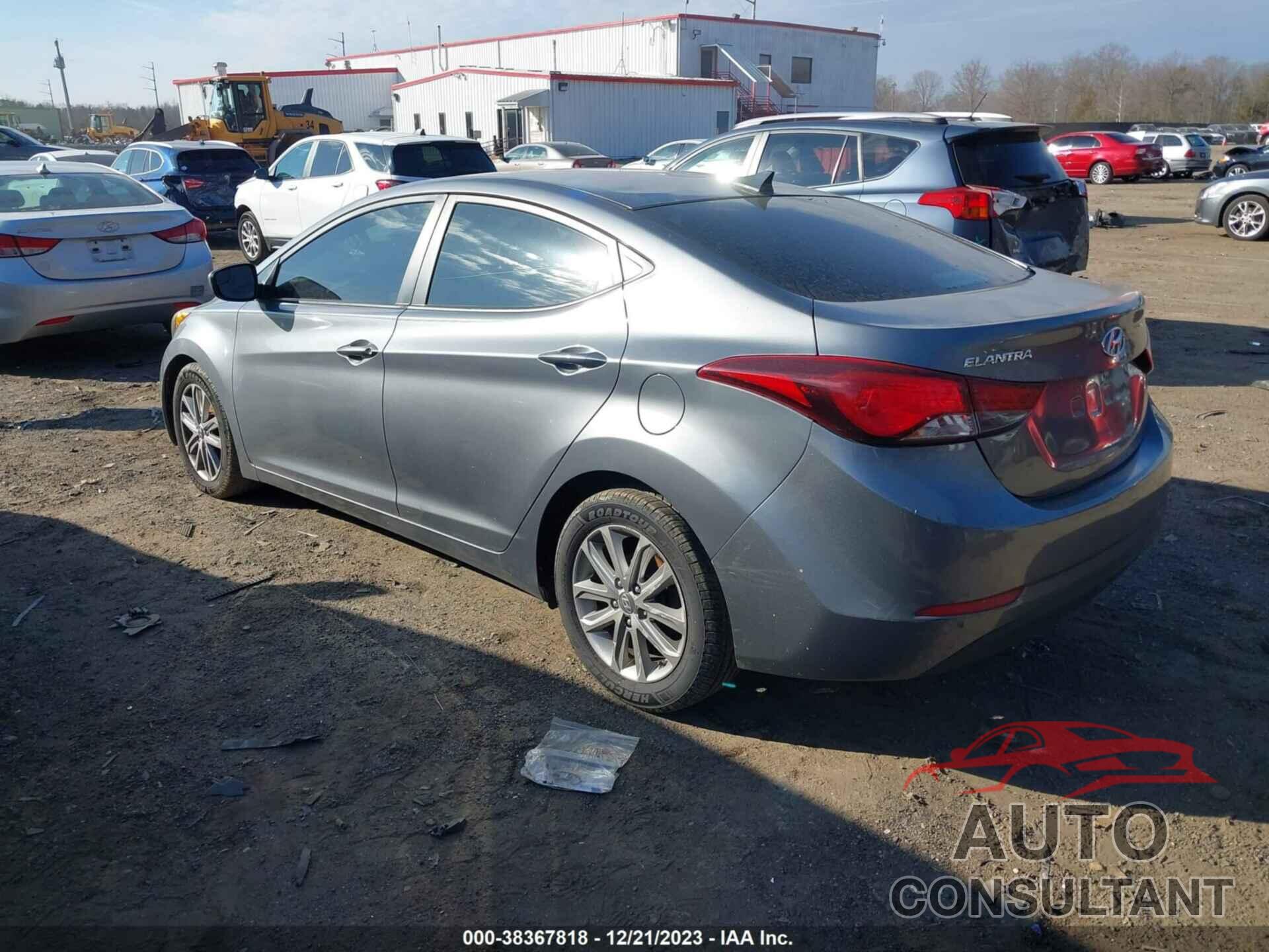 HYUNDAI ELANTRA 2016 - KMHDH4AE1GU623783