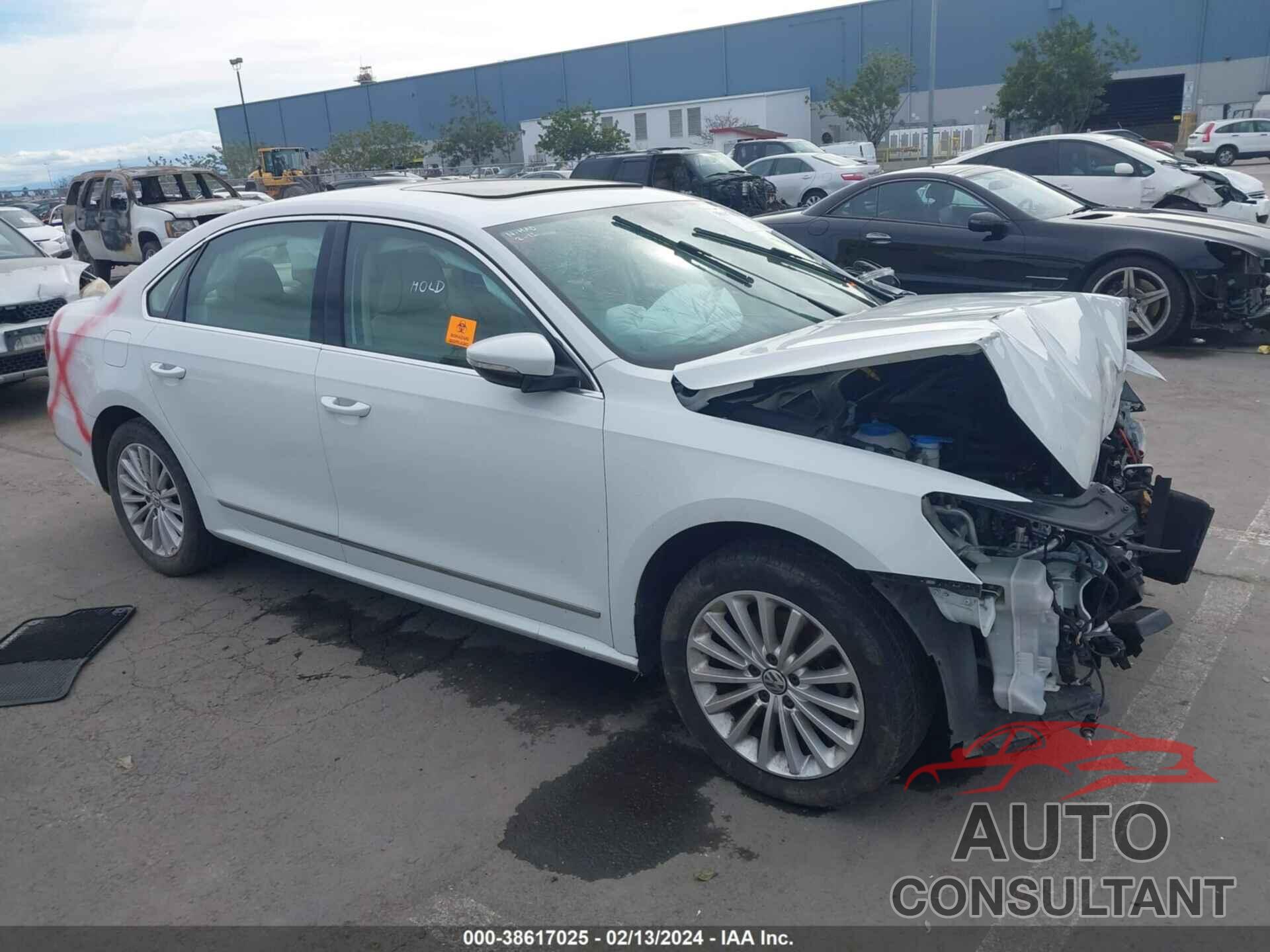 VOLKSWAGEN PASSAT 2016 - 1VWBT7A31GC008549