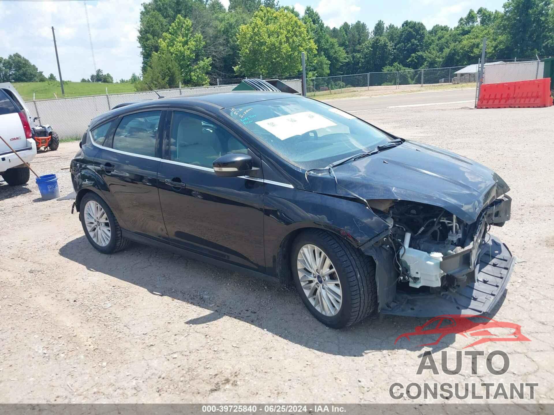 FORD FOCUS 2016 - 1FADP3N28GL332615