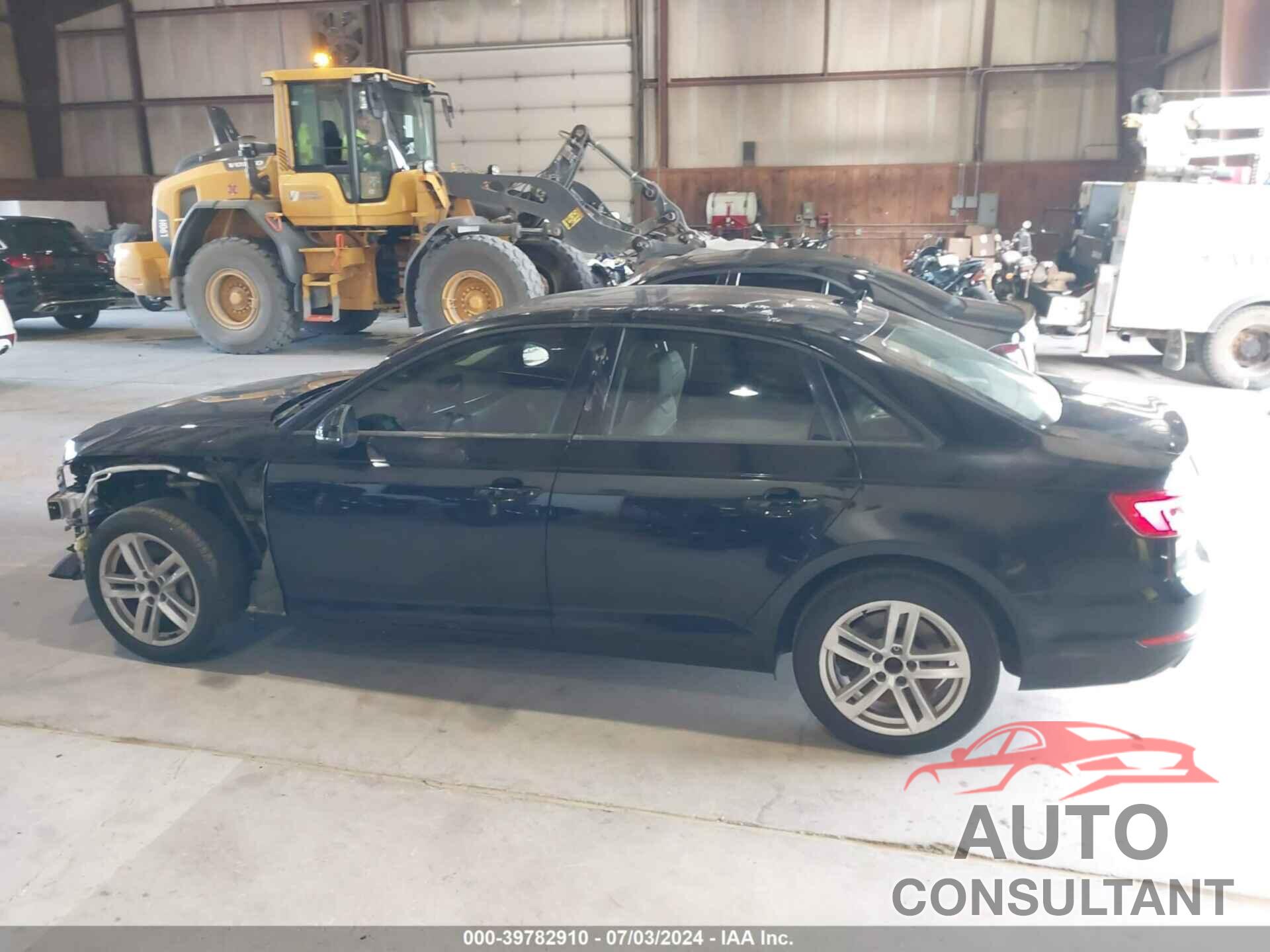 AUDI A4 2017 - WAUANAF43HN030644