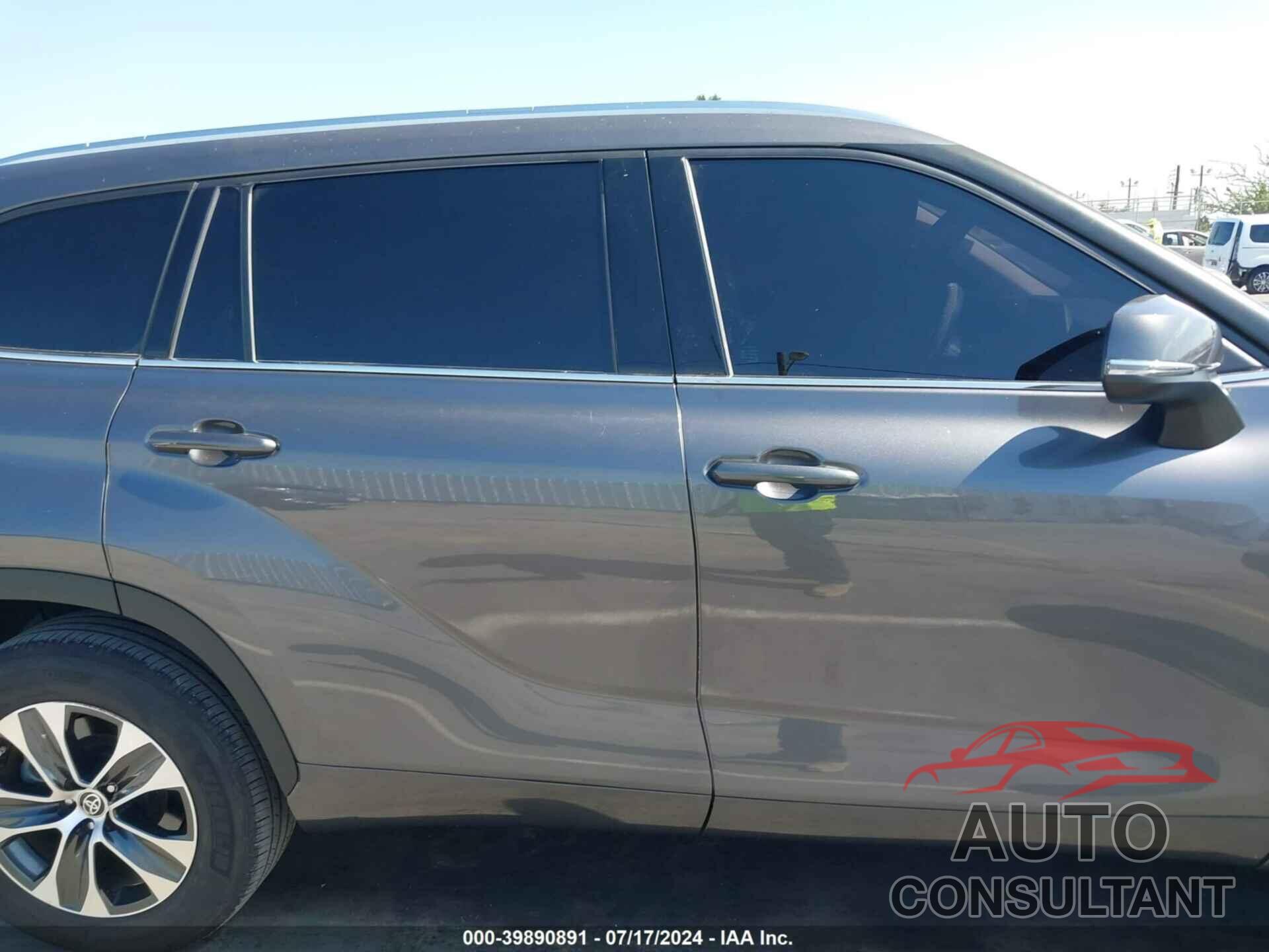 TOYOTA HIGHLANDER 2021 - 5TDGZRAH3MS068180