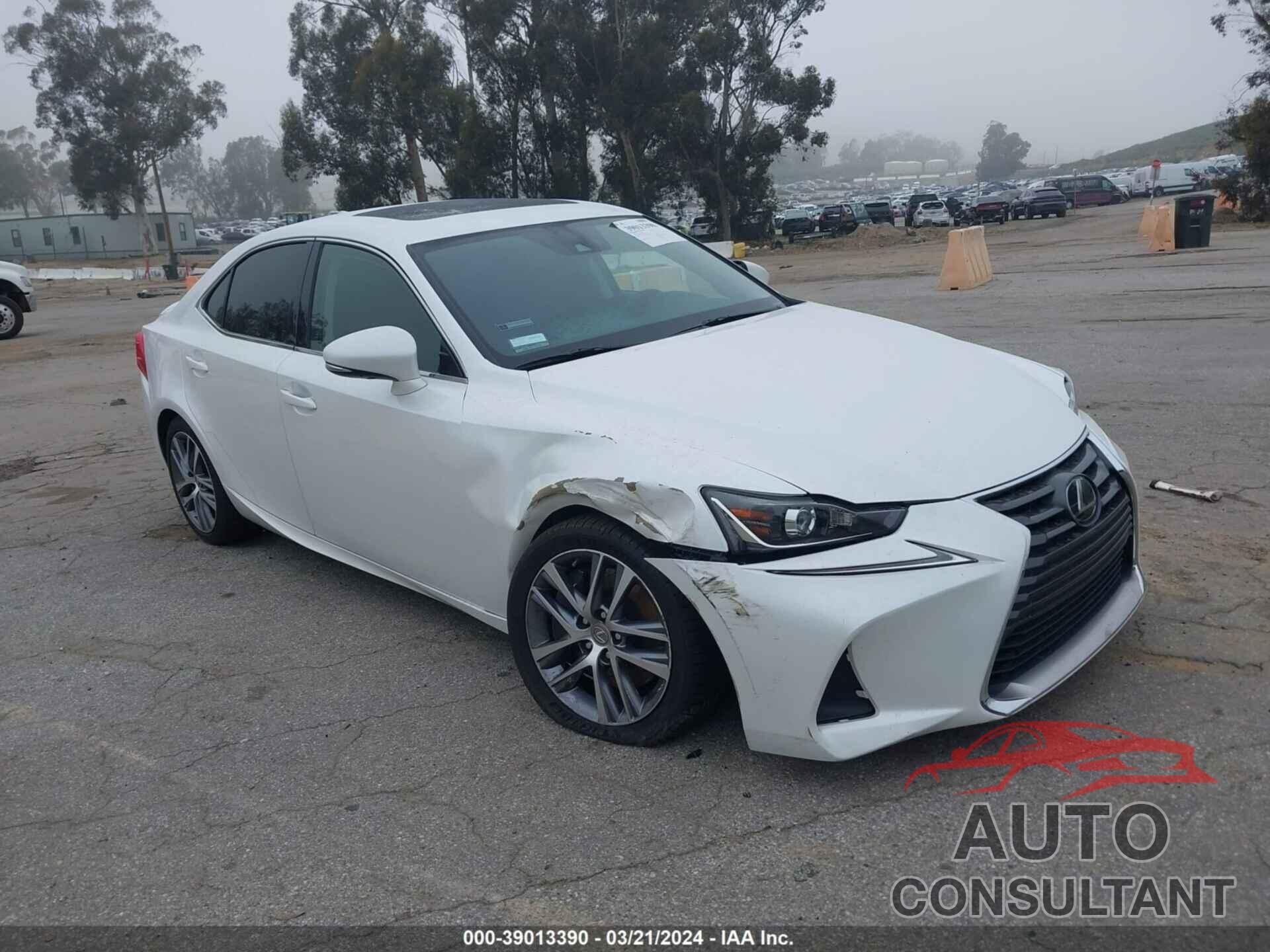 LEXUS IS 300 2019 - JTHBA1D25K5096025