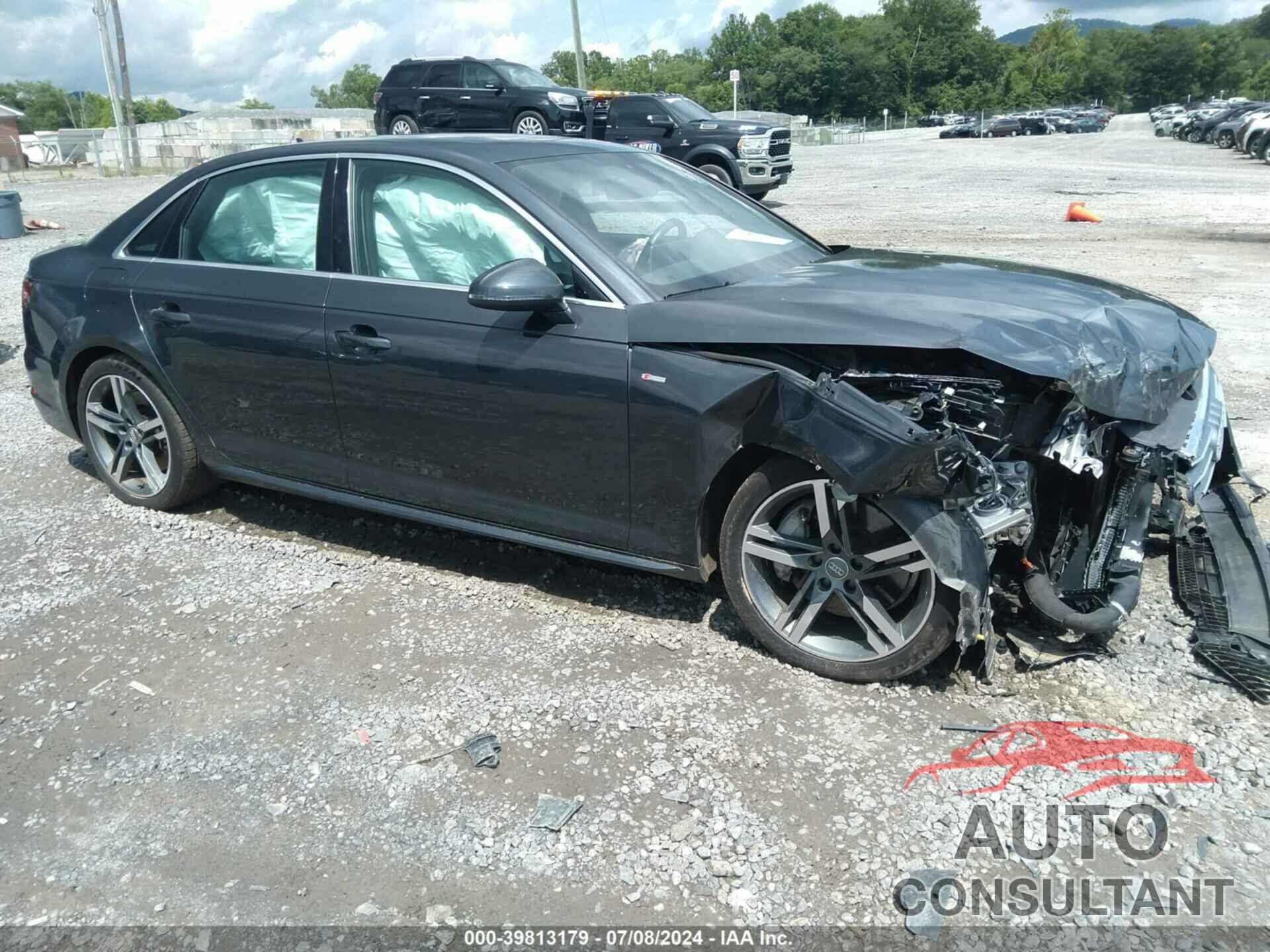 AUDI A4 2018 - WAUENAF42JN015995