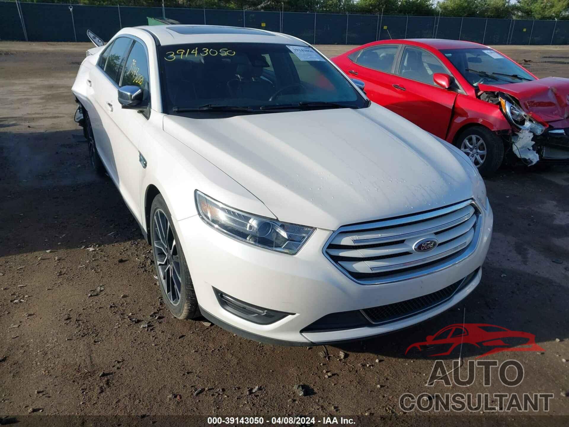 FORD TAURUS 2018 - 1FAHP2J85JG130708