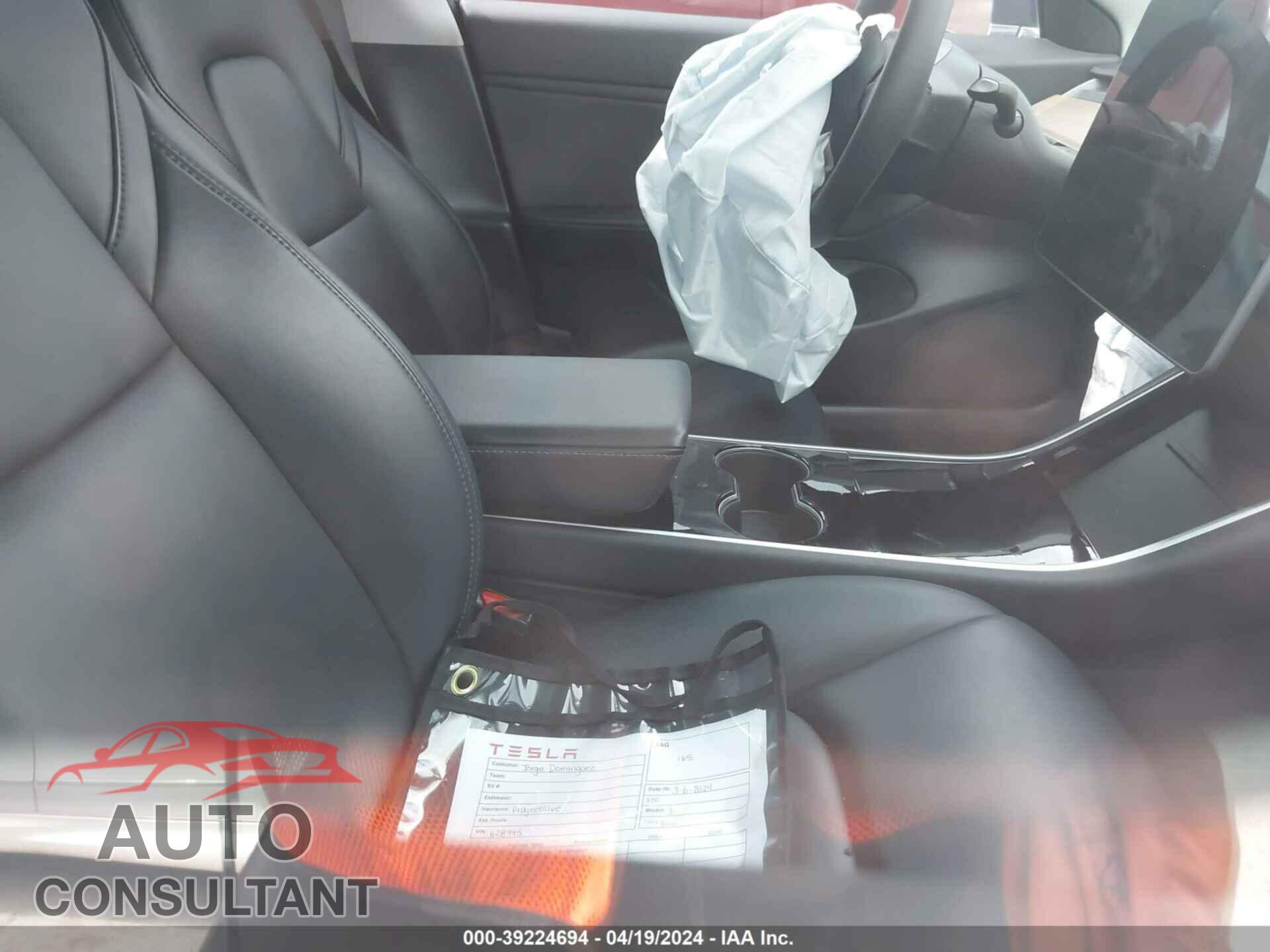 TESLA MODEL 3 2020 - 5YJ3E1EB3LF628445