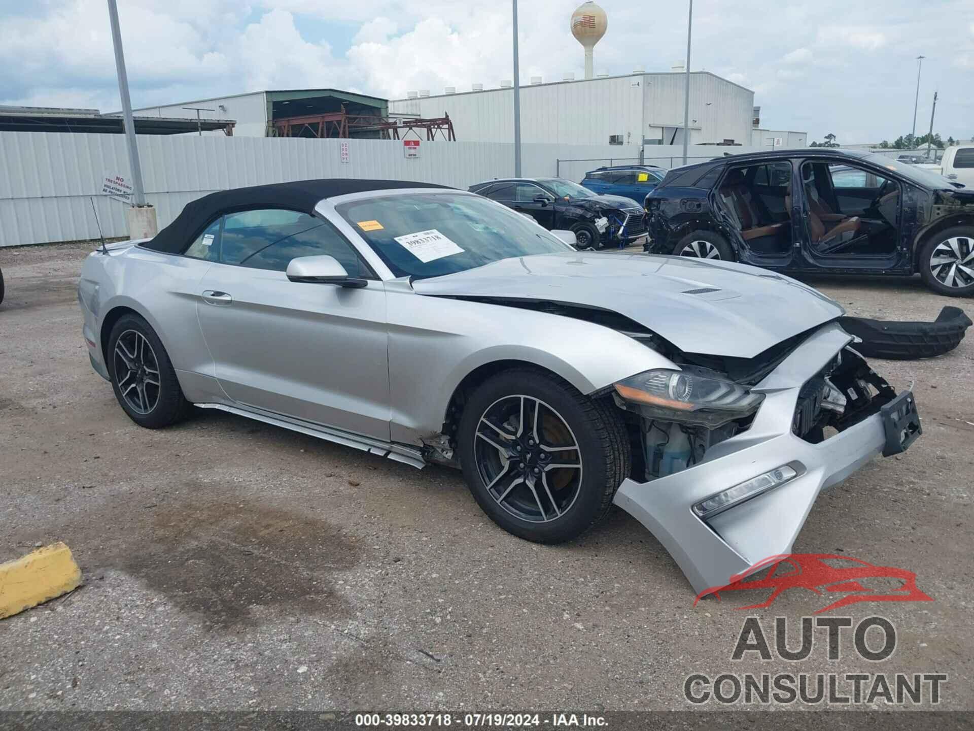 FORD MUSTANG 2018 - 1FATP8UH0J5105820