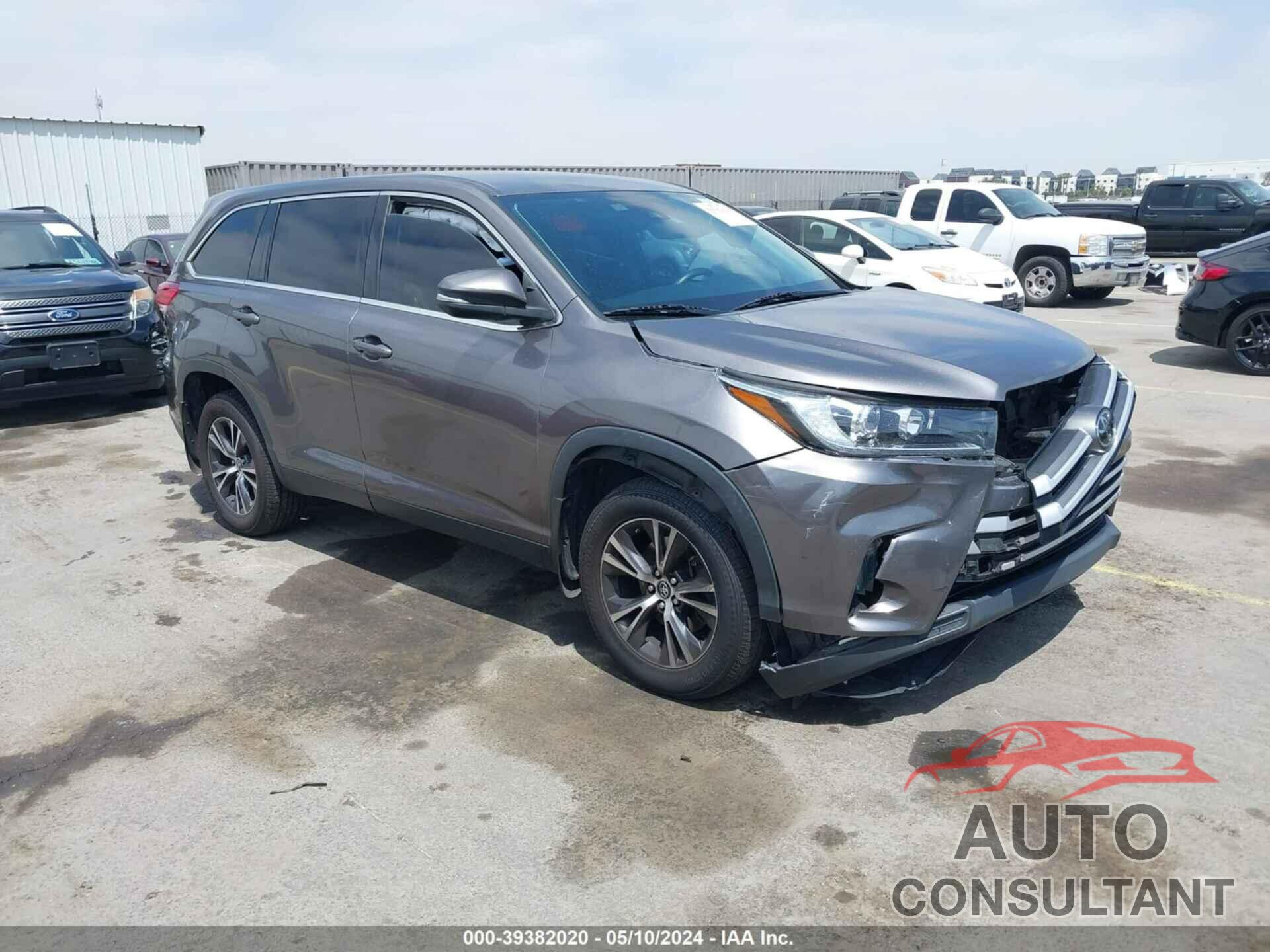 TOYOTA HIGHLANDER 2019 - 5TDBZRFH4KS972765