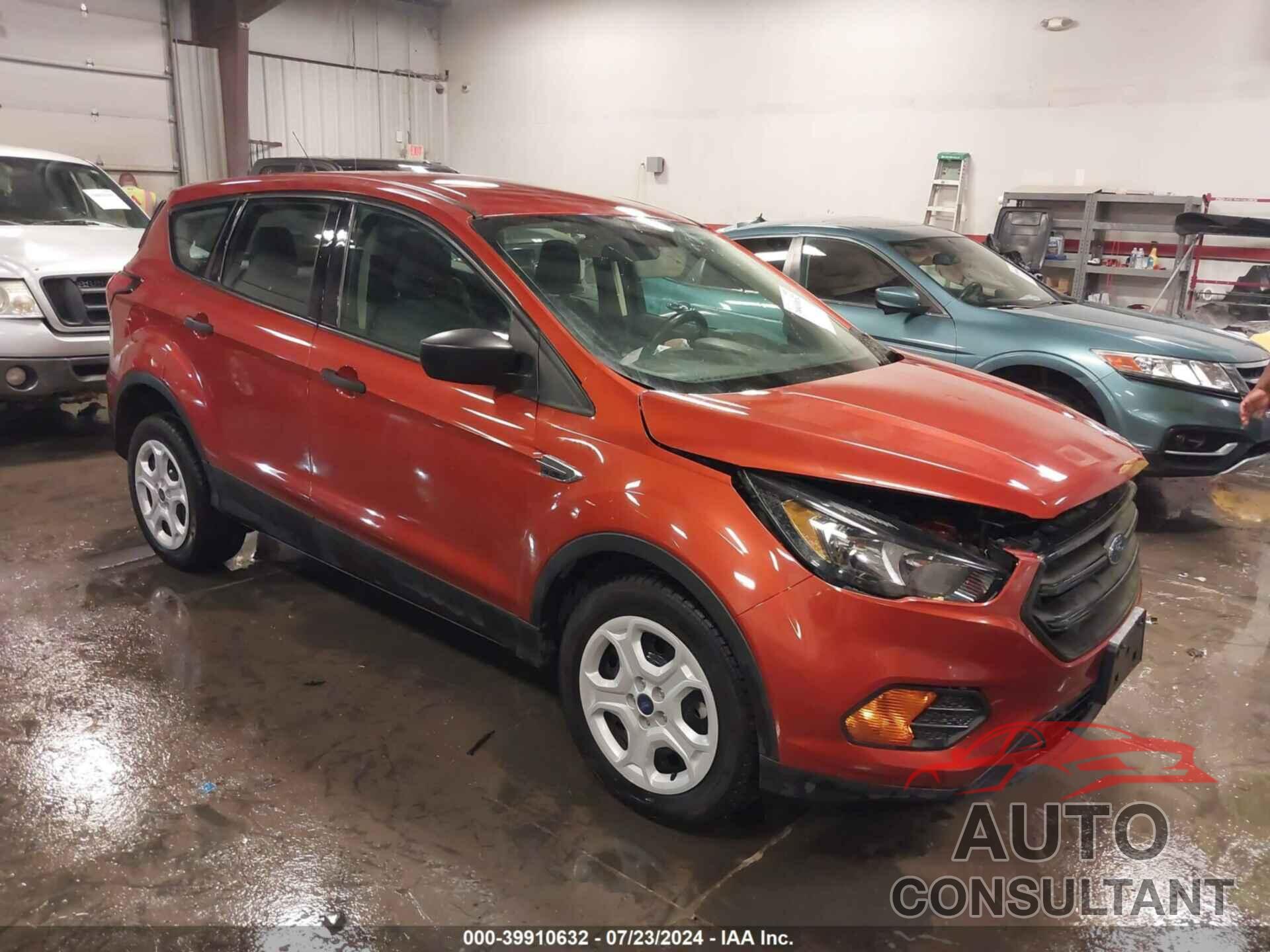 FORD ESCAPE 2019 - 1FMCU0F75KUB02844