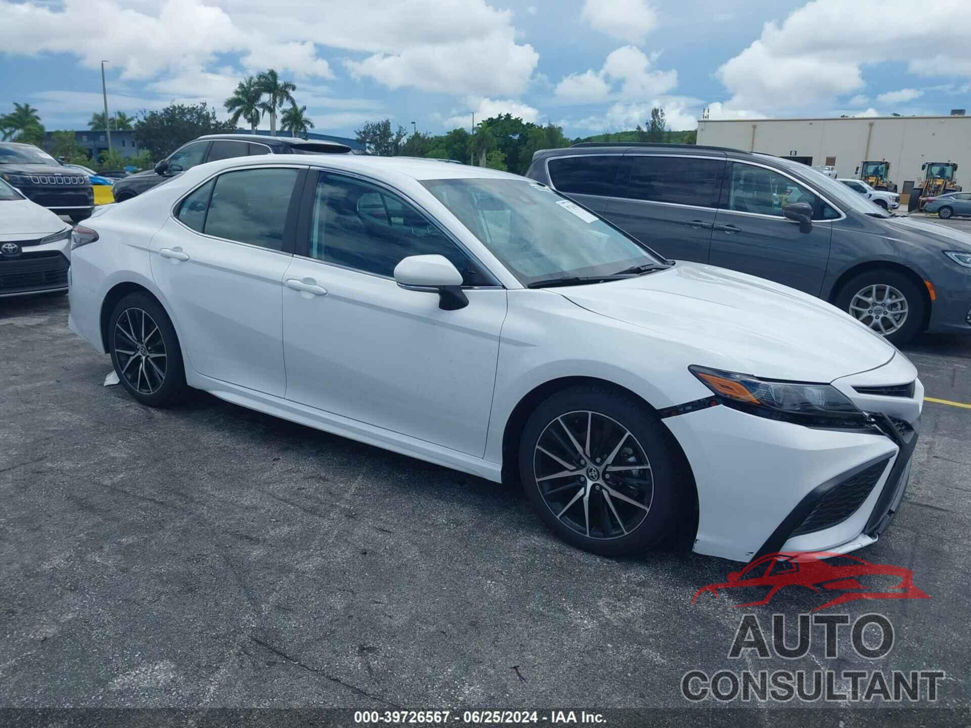 TOYOTA CAMRY 2023 - 4T1G11AK4PU149477