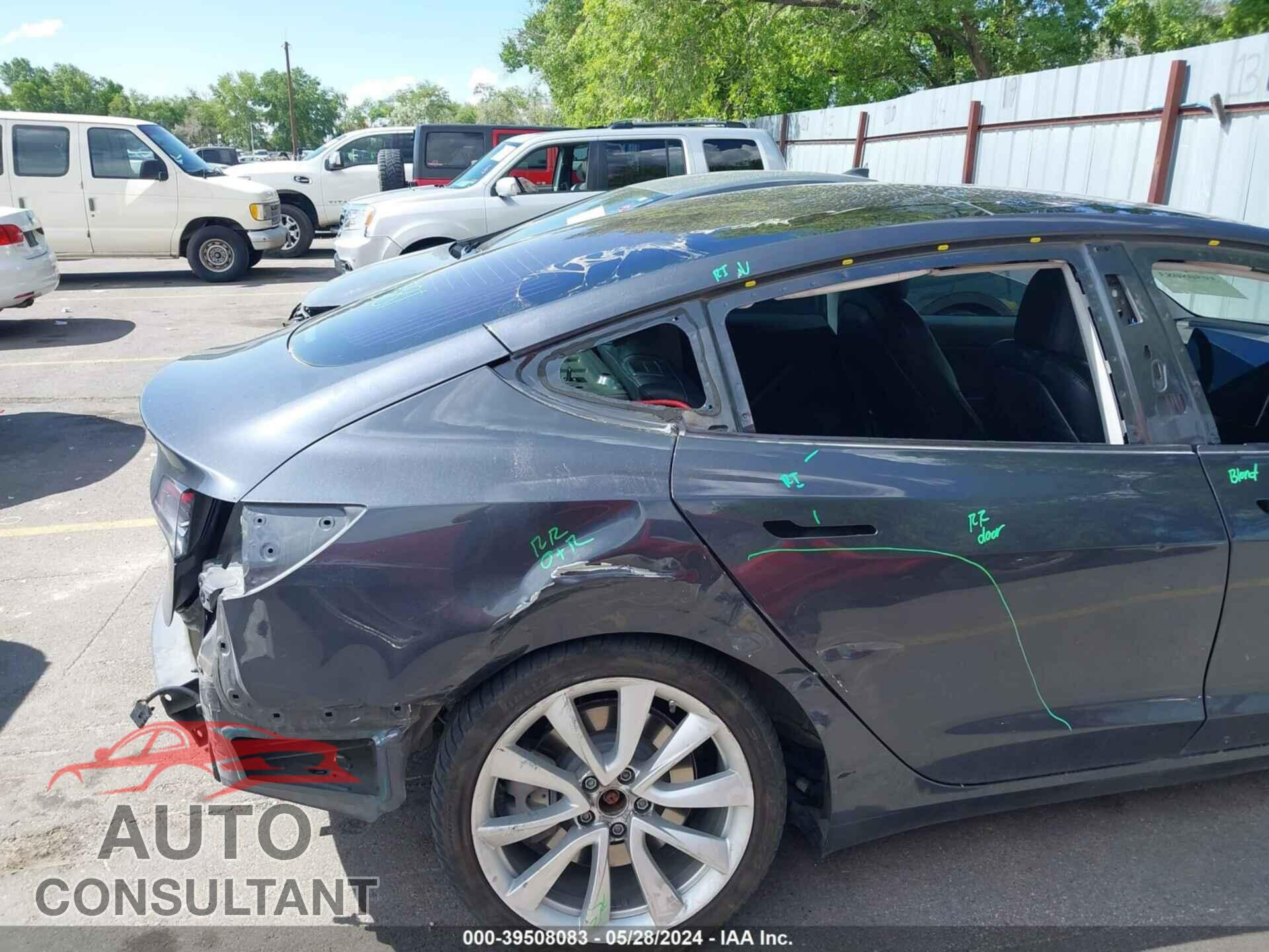 TESLA MODEL 3 2017 - 5YJ3E1EA1HF001807