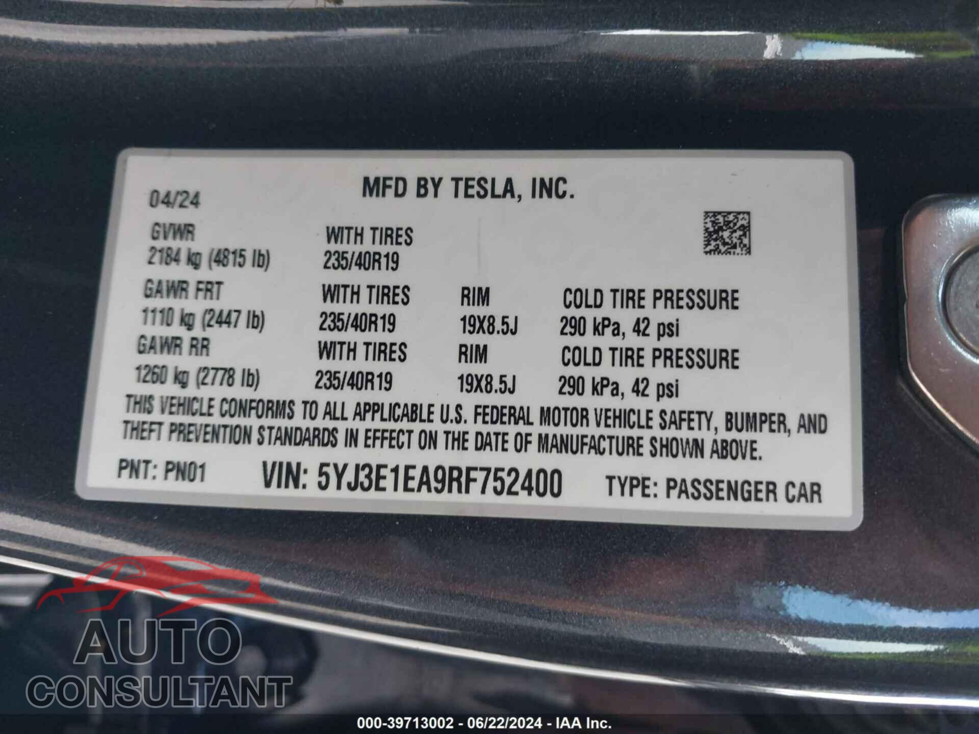 TESLA MODEL 3 2024 - 5YJ3E1EA9RF752400
