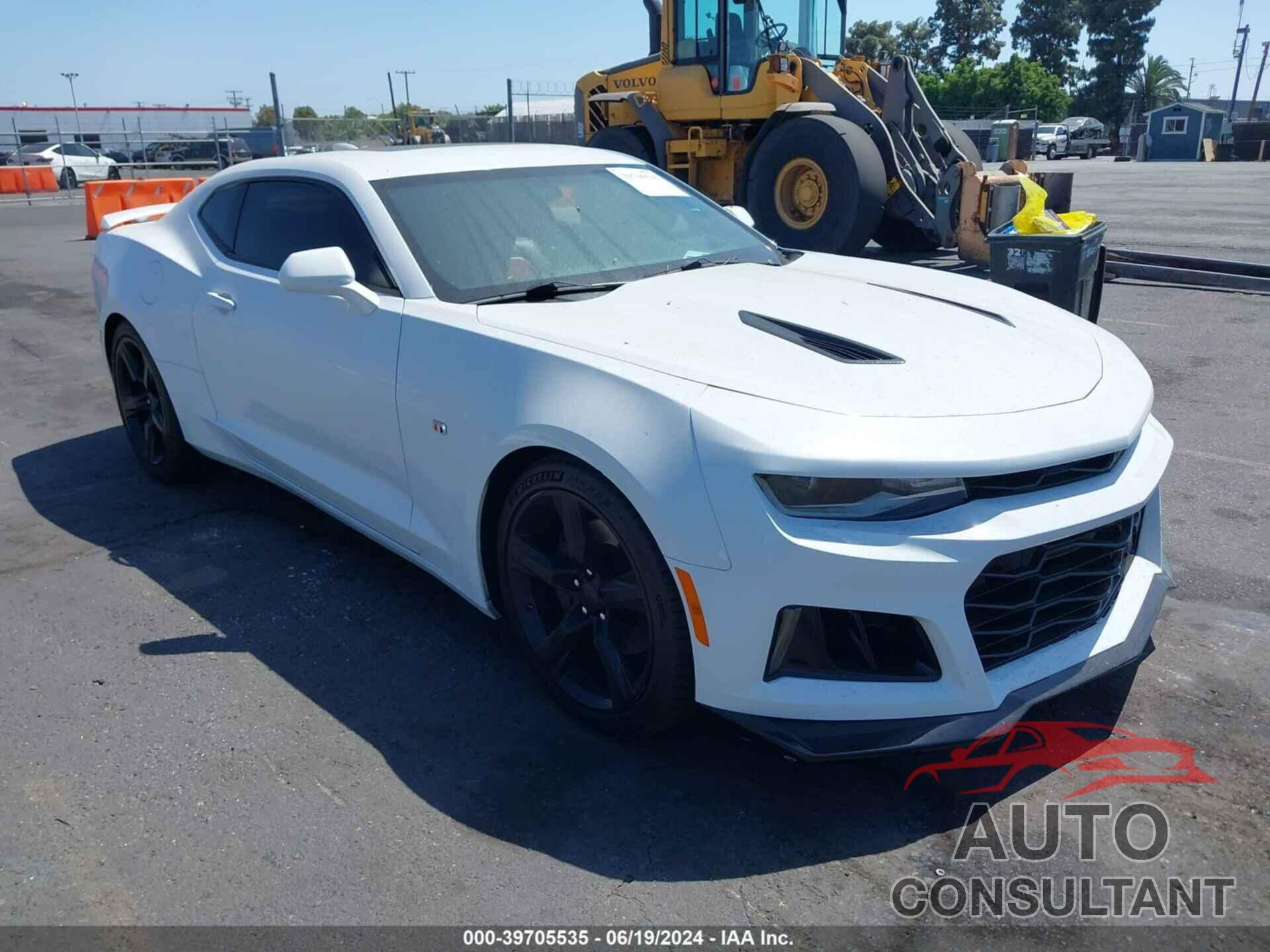 CHEVROLET CAMARO 2018 - 1G1FH1R74J0124937