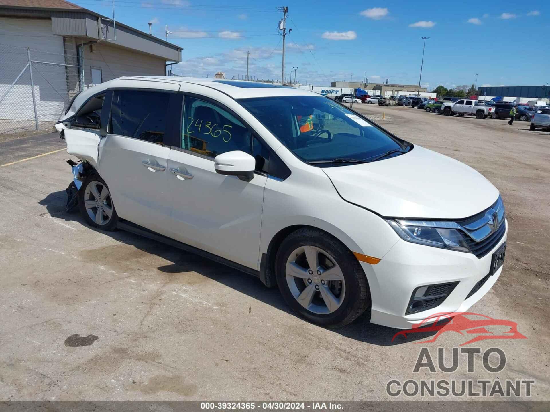 HONDA ODYSSEY 2018 - 5FNRL6H79JB097933