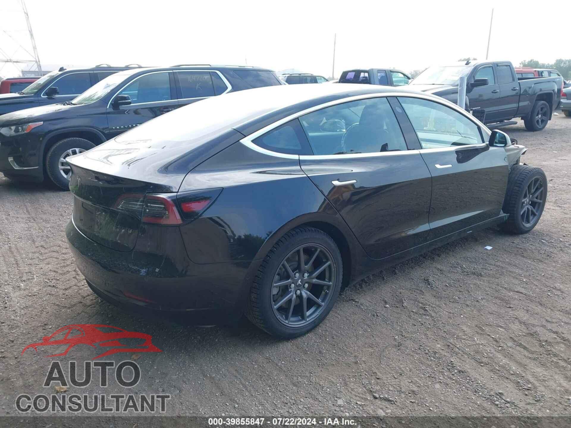 TESLA MODEL 3 2018 - 5YJ3E1EA2JF013972